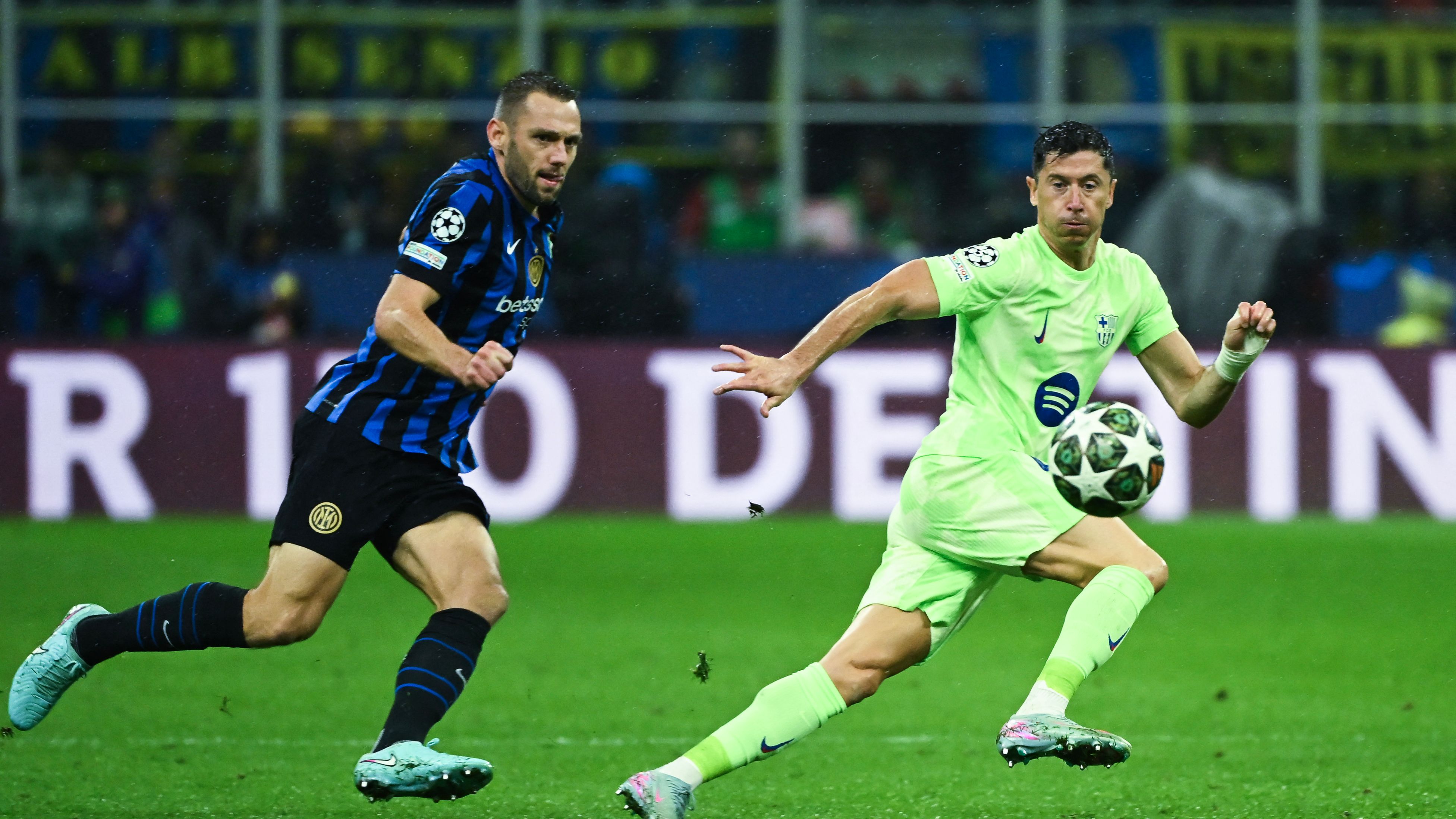 FBL-EUR-C1-INTER MILAN-BARCELONA