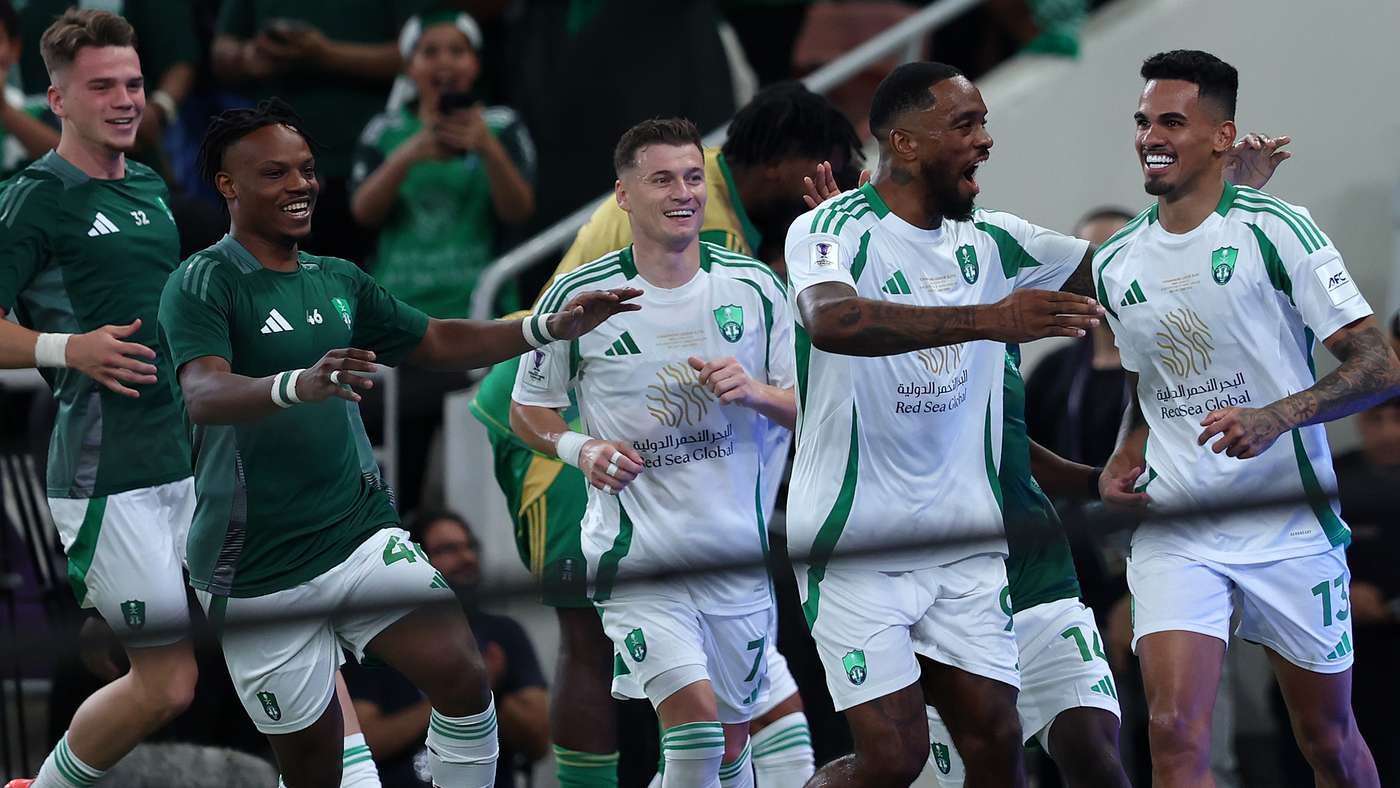 Derby saudita Al-Ahli vs Al-Riyadh: rigore al 91' e pareggio 1-1 alimenta polemiche arbitrali