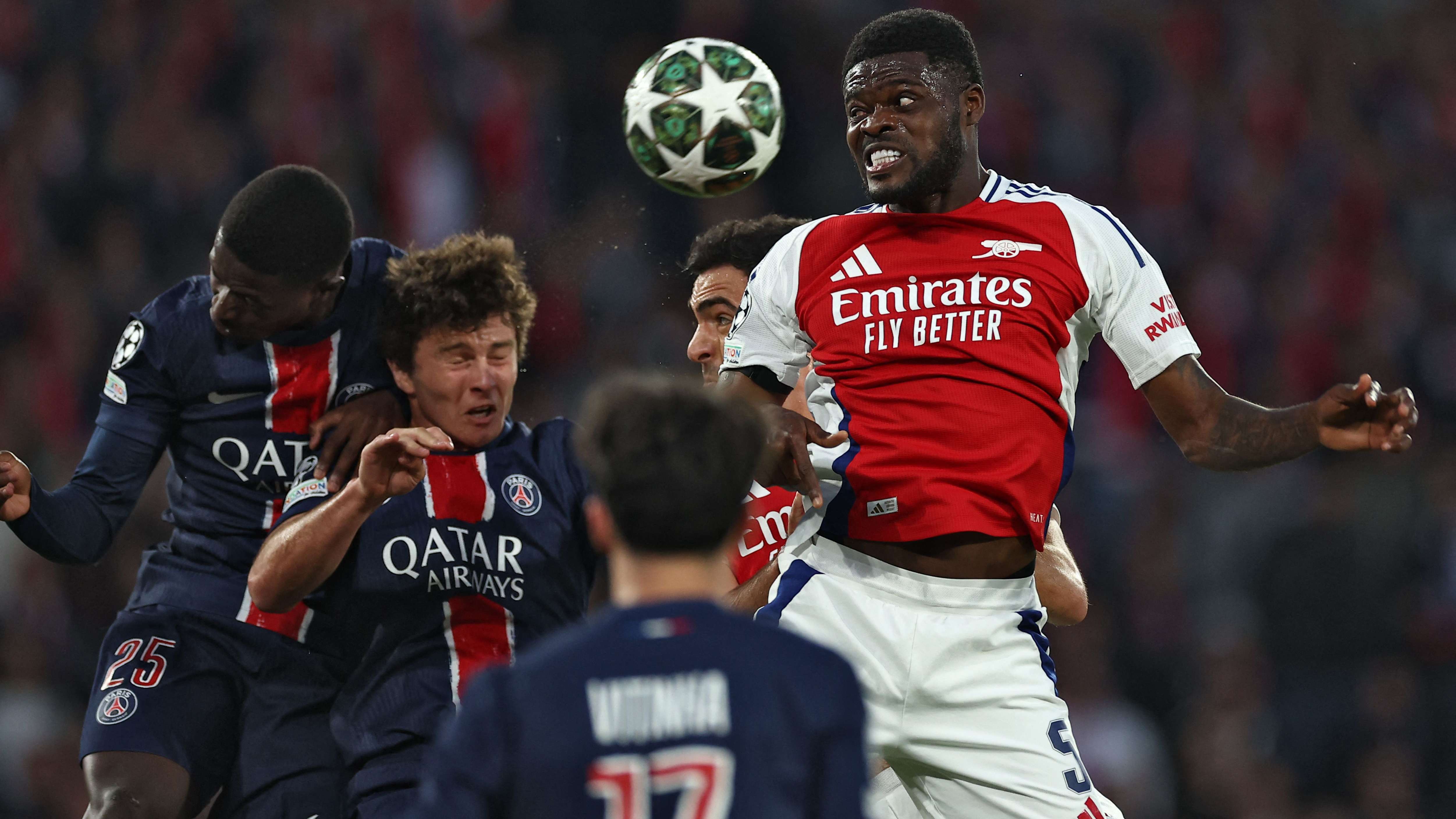 TOPSHOT-FBL-EUR-C1-PSG-ARSENAL