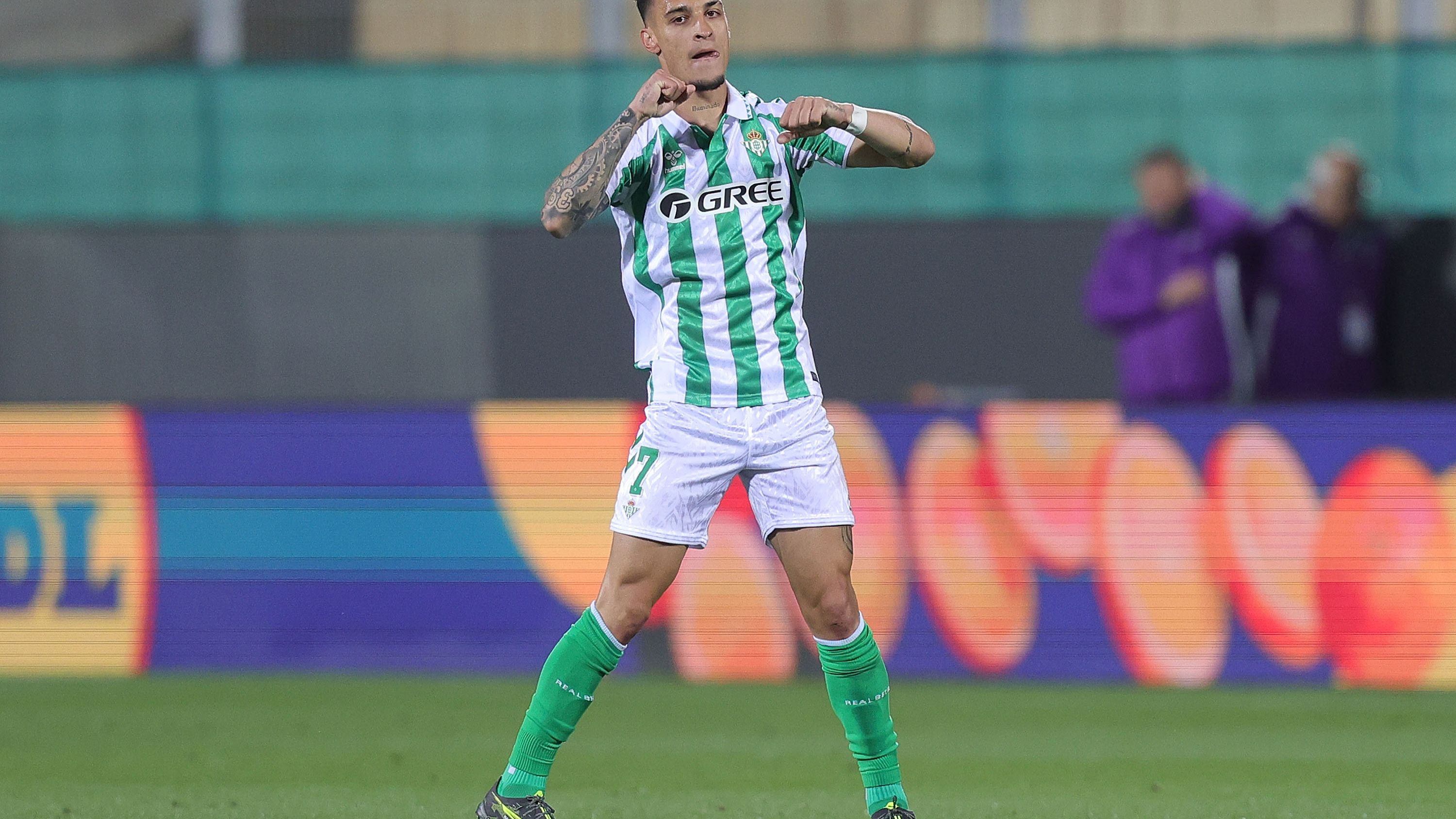 ACF Fiorentina v Real Betis Balompie - UEFA Conference League 2024/25 Semi Final Second Leg