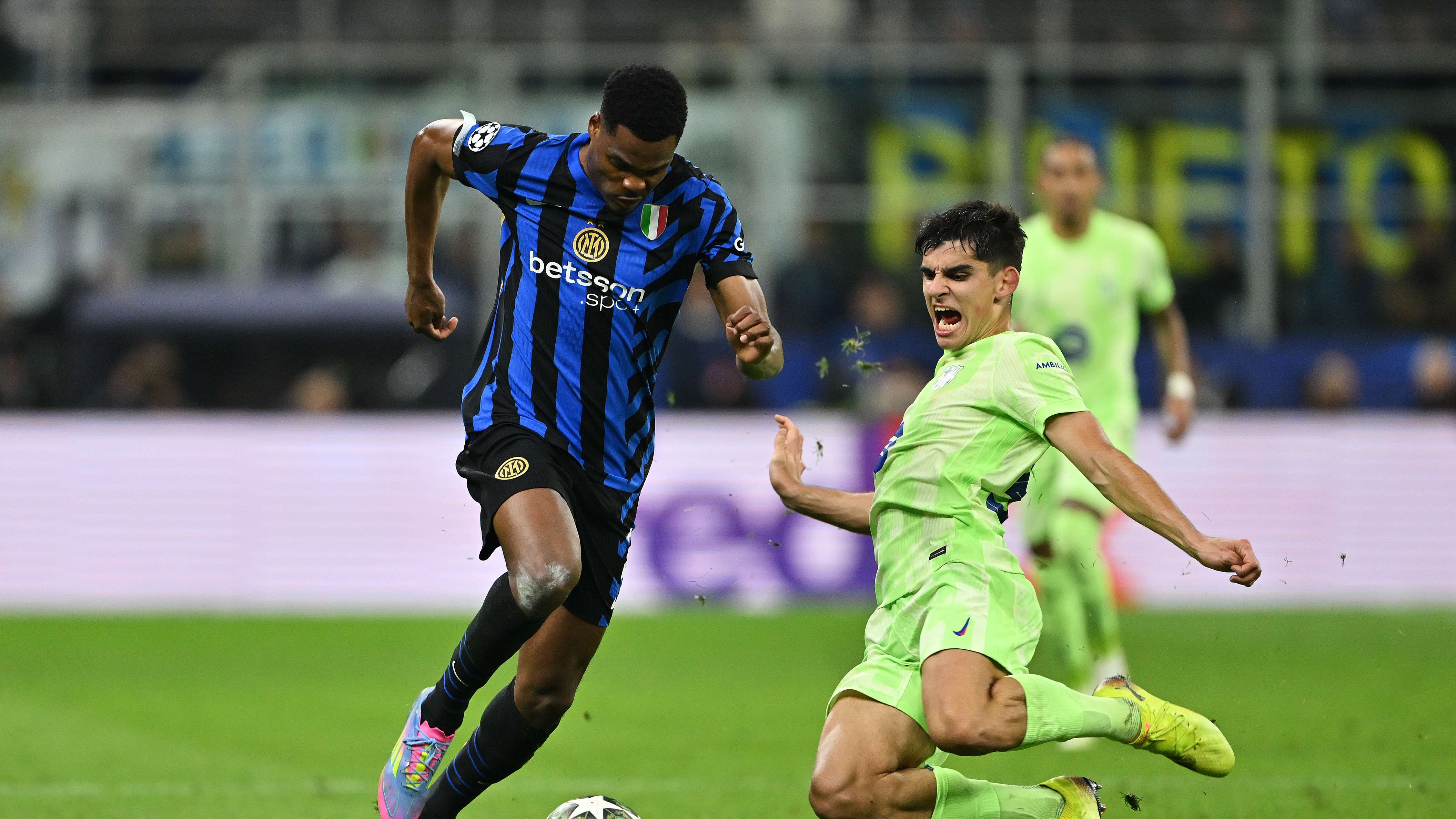 FC Internazionale Milano v FC Barcelona - UEFA Champions League 2024/25 Semi Final Second Leg