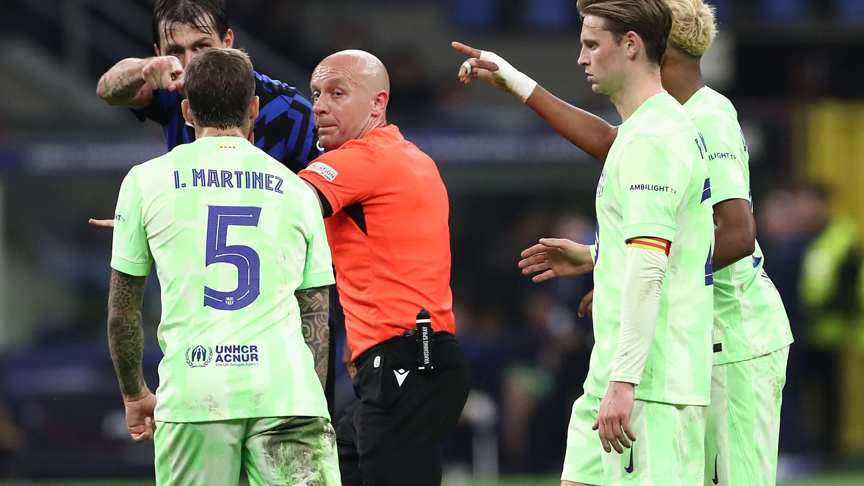 FC Internazionale Milano v FC Barcelona - UEFA Champions League 2024/25 Semi Final Second Leg