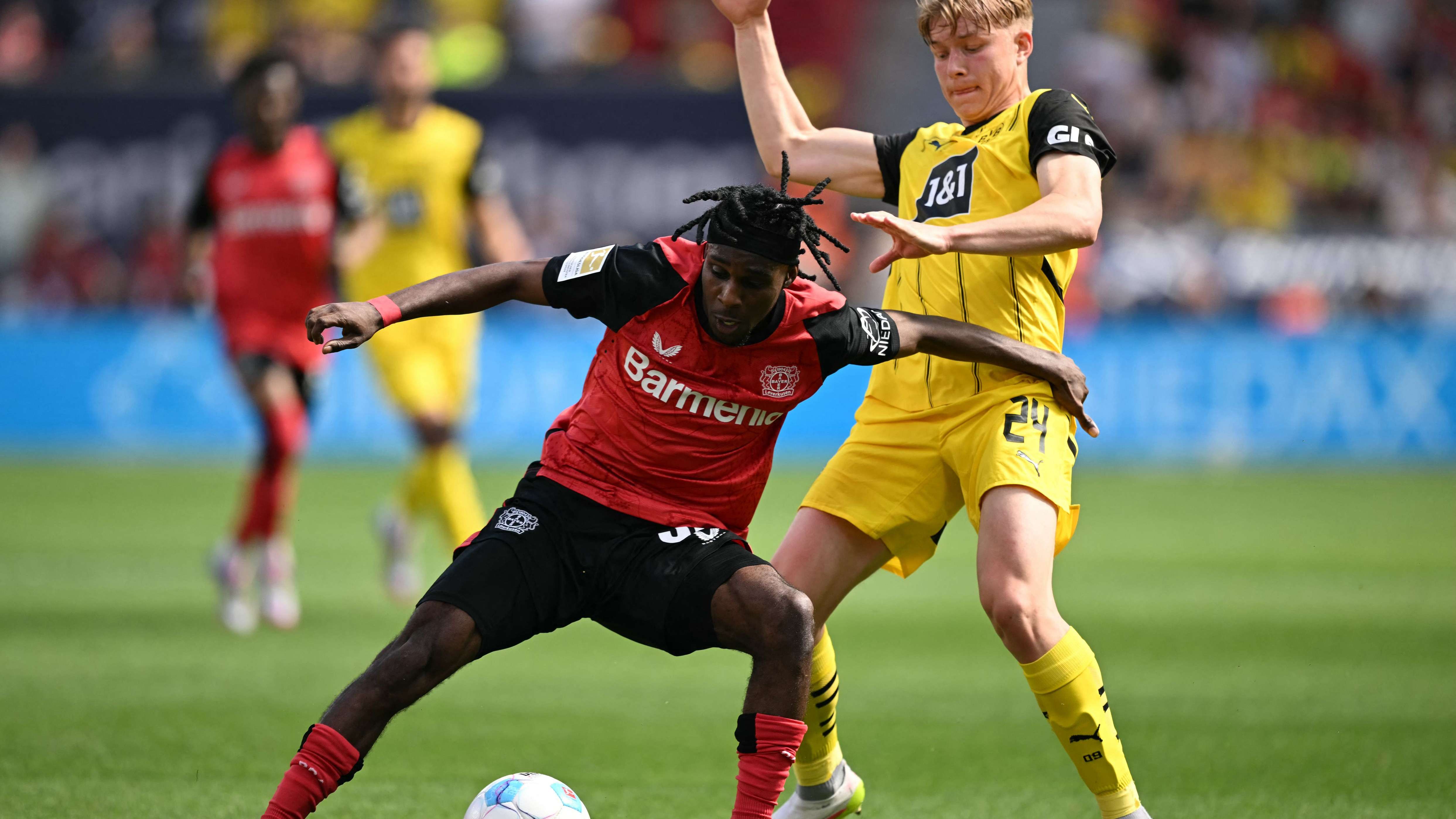 FBL-GER-BUNDESLIGA-LEVERKUSEN-DORTMUND