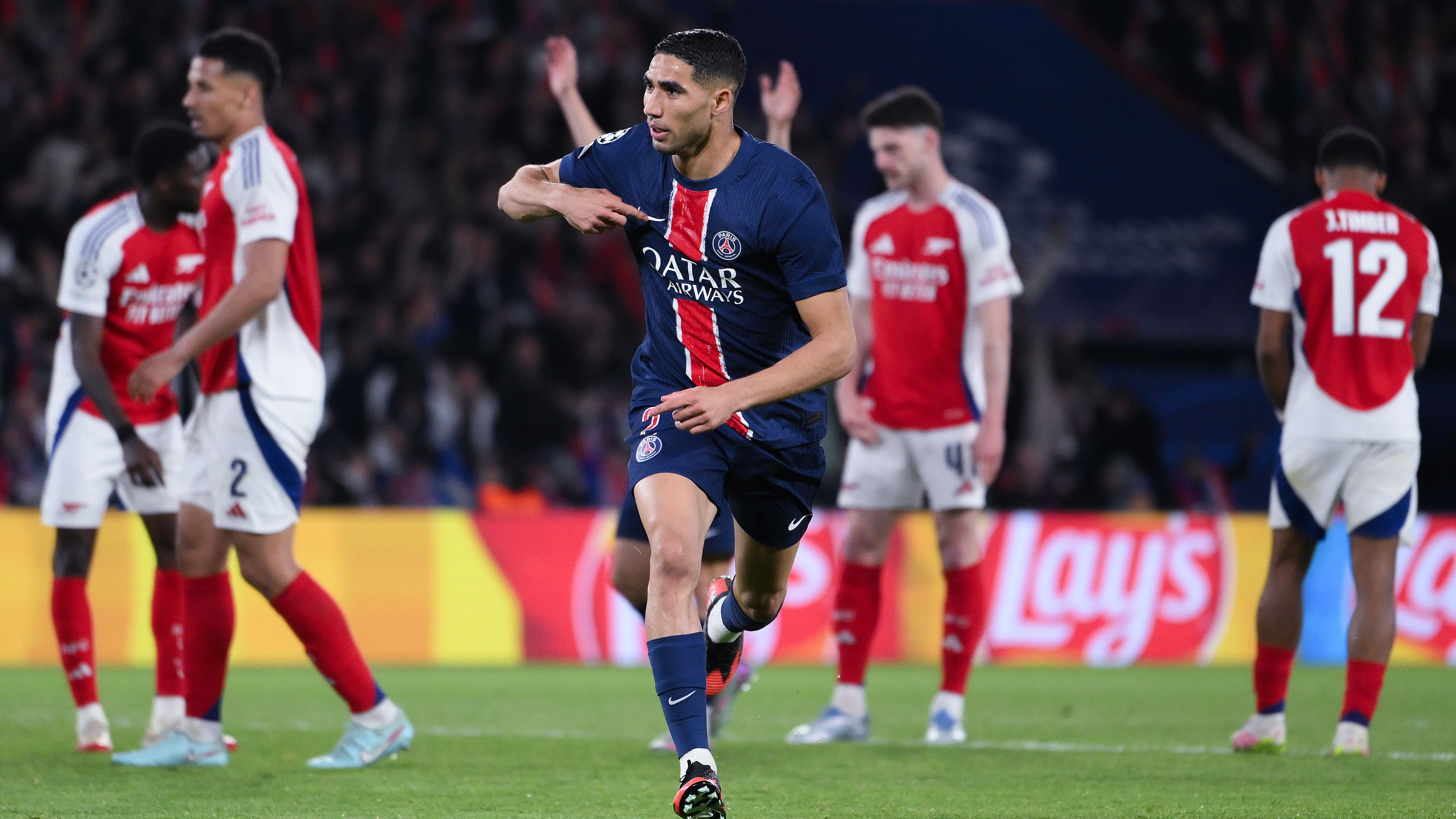 Paris Saint-Germain v Arsenal FC - UEFA Champions League 2024/25 Semi Final Second Leg