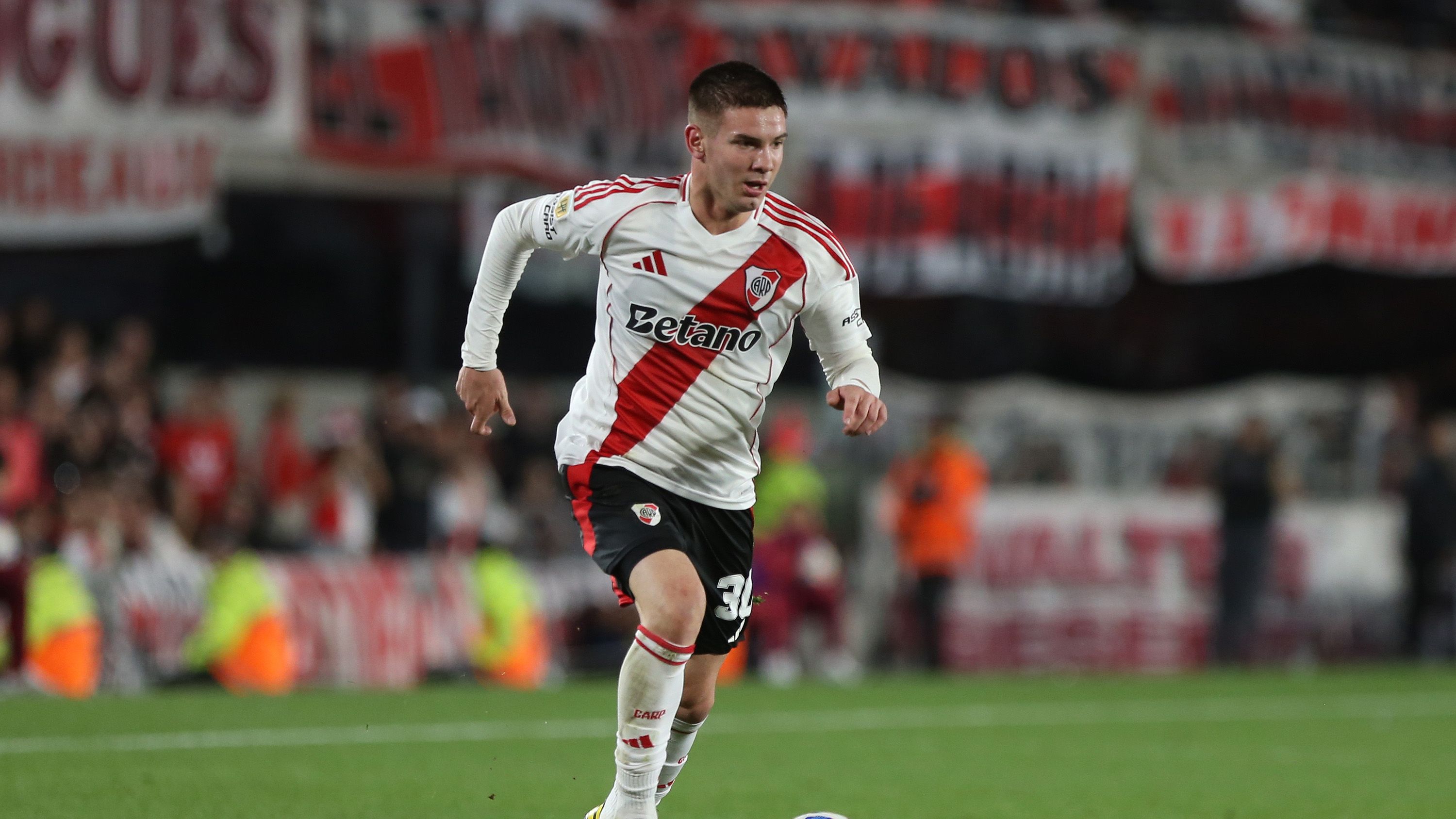 River Plate v Barracas - Liga Profesional Argentina - Apertura 2025: Round Of Sixteen