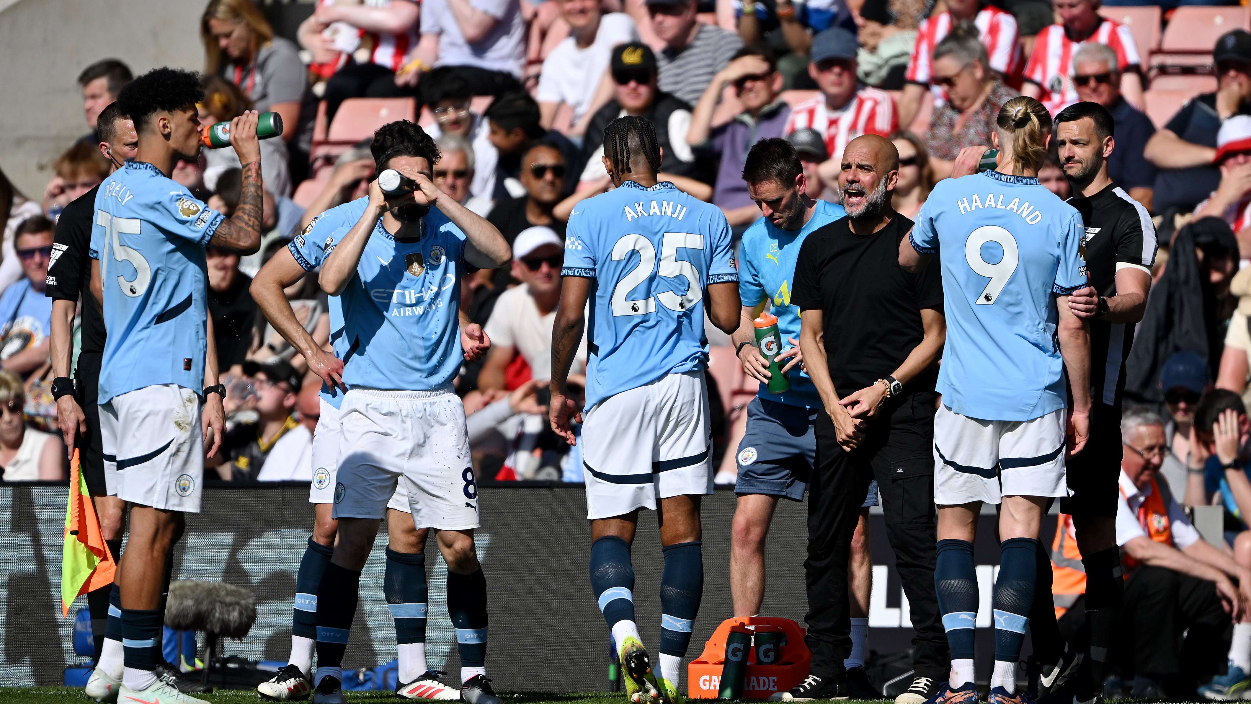 Southampton FC v Manchester City FC - Premier League