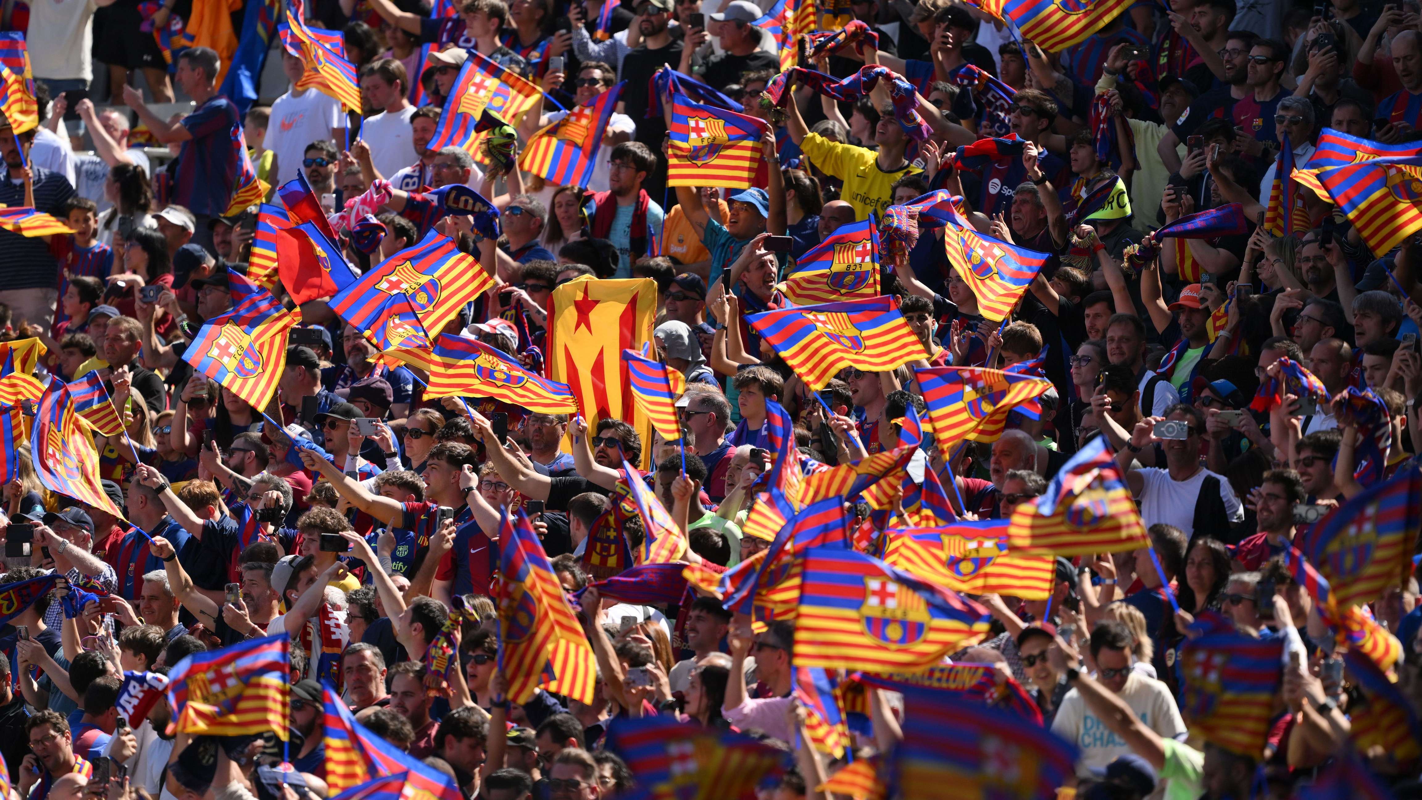 FC Barcelona v Real Madrid CF - La Liga EA Sports