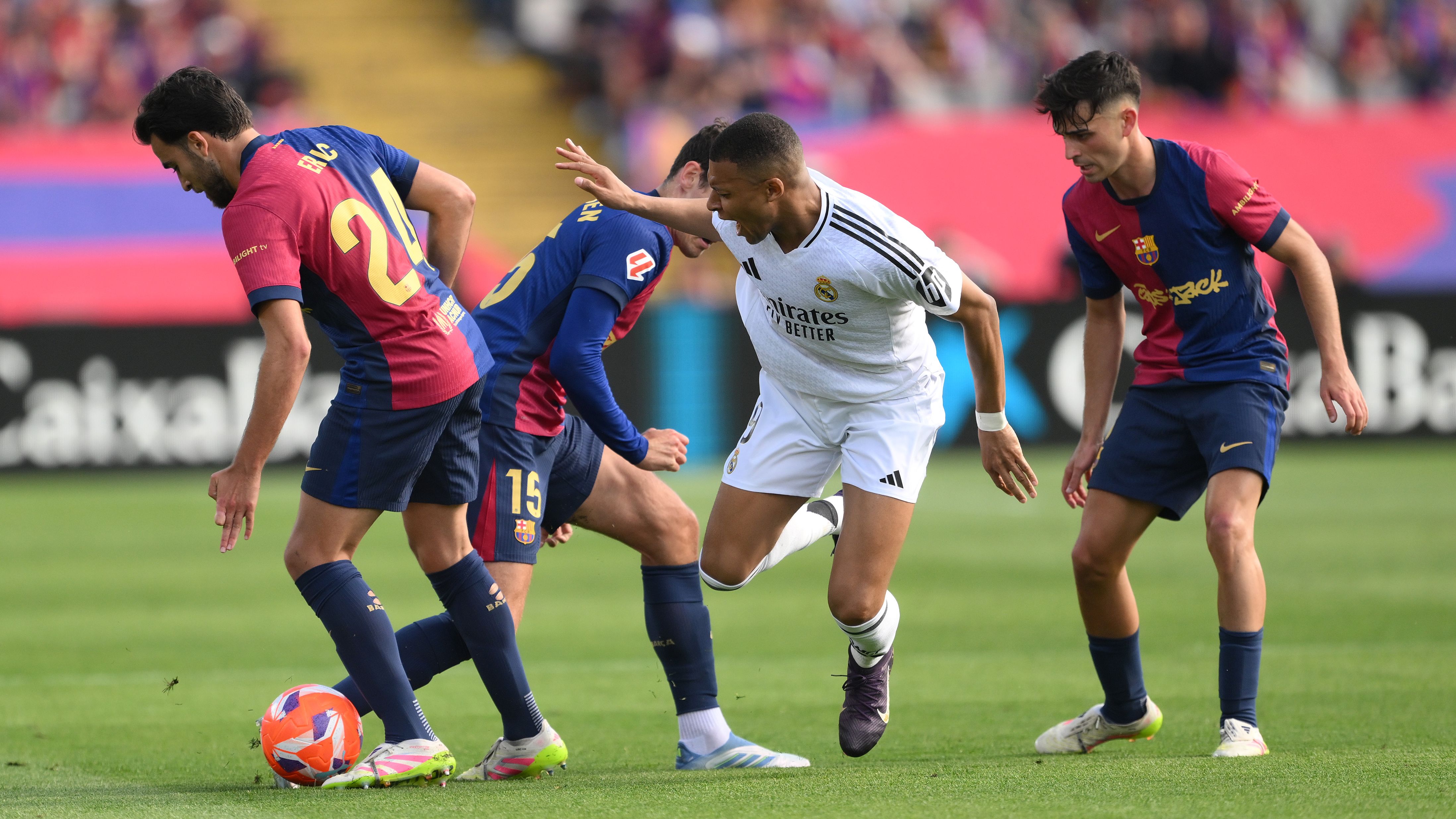 FC Barcelona v Real Madrid CF - La Liga EA Sports