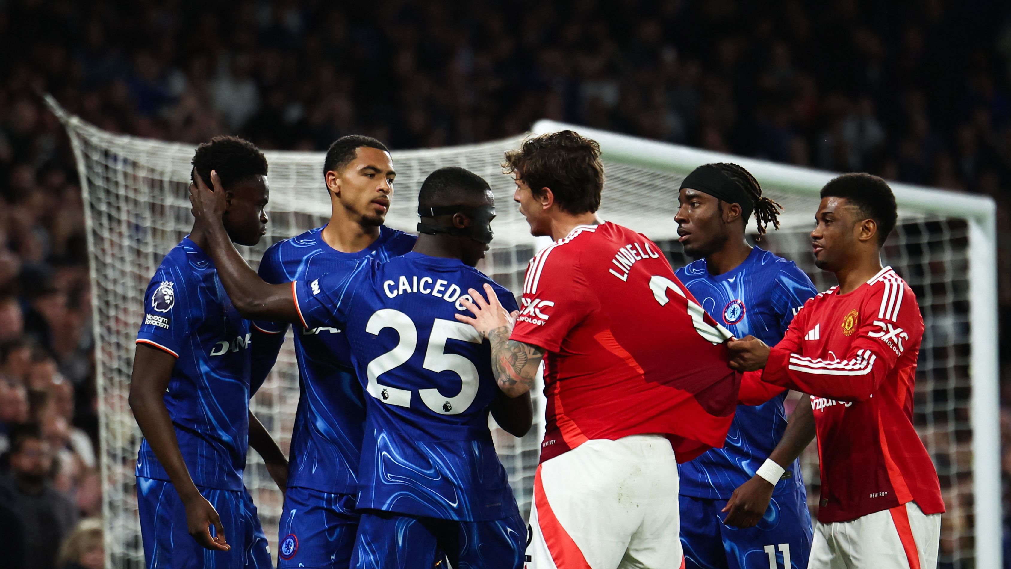 FBL-ENG-PR-CHELSEA-MAN UTD