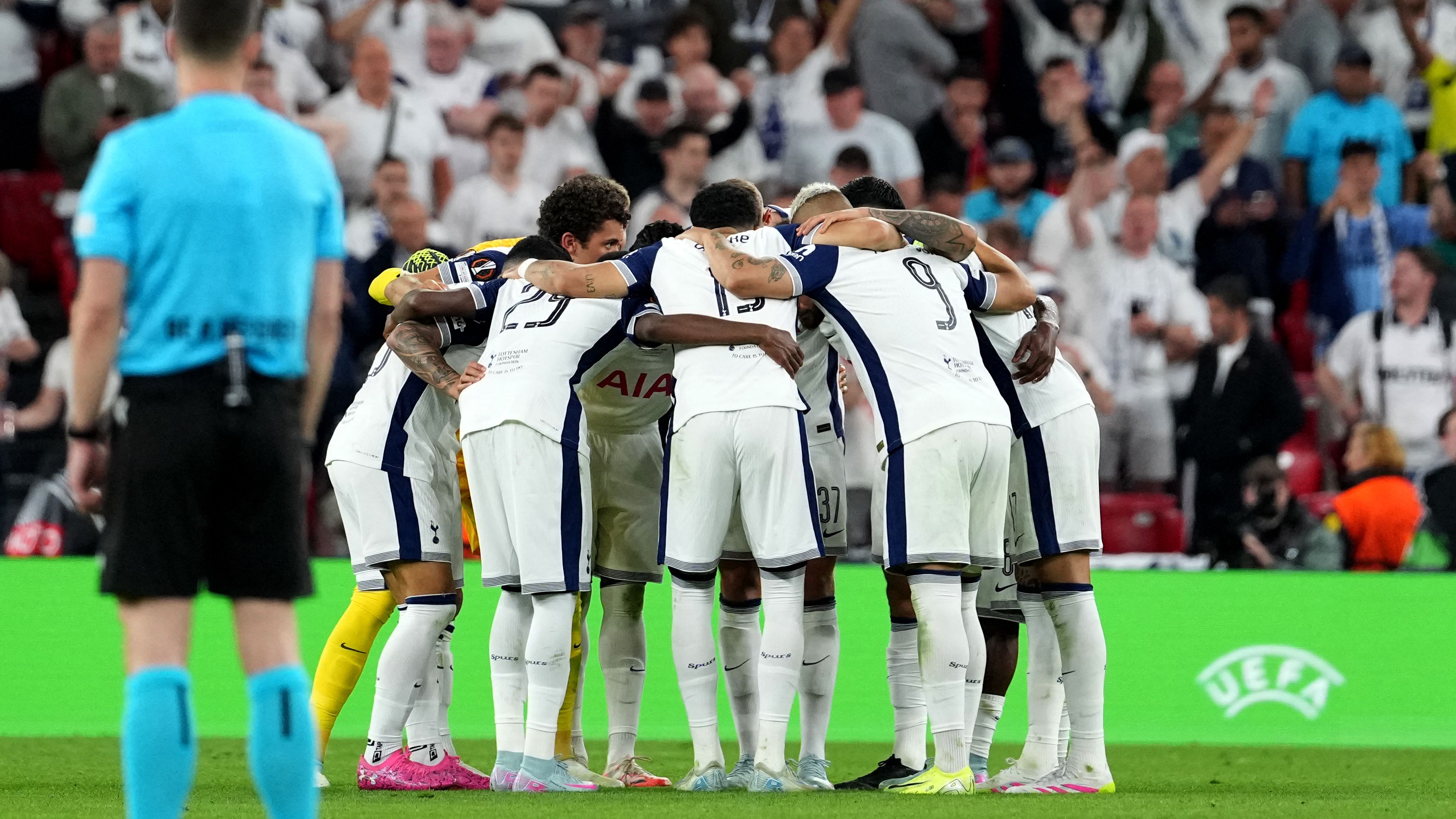 FBL-EUR-C3-TOTTENHAM-MAN UTD