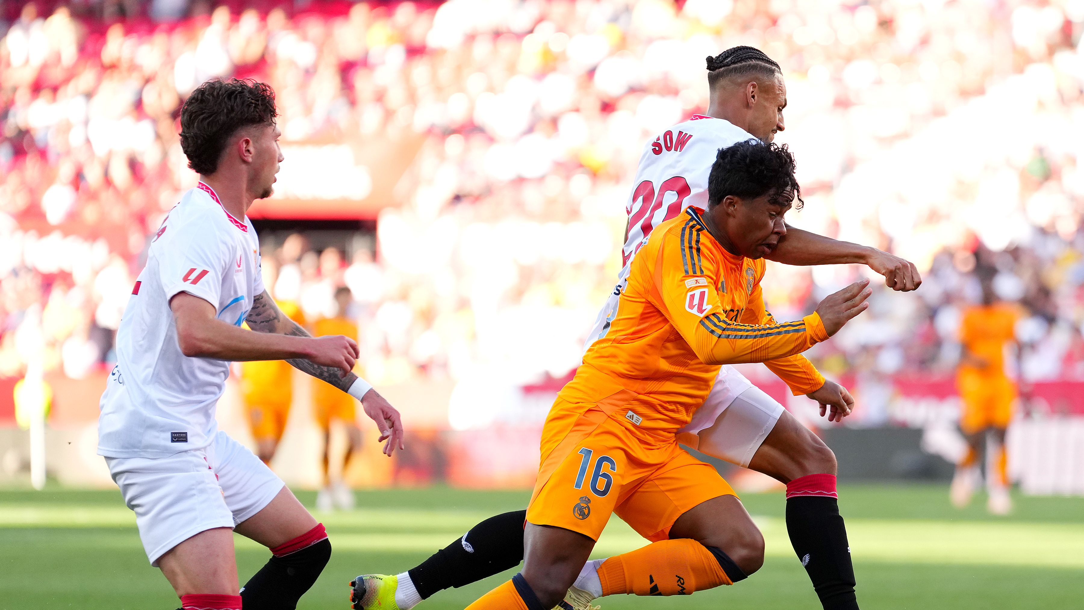 恩德里克 里昂 租借 皇马 世界杯 2026