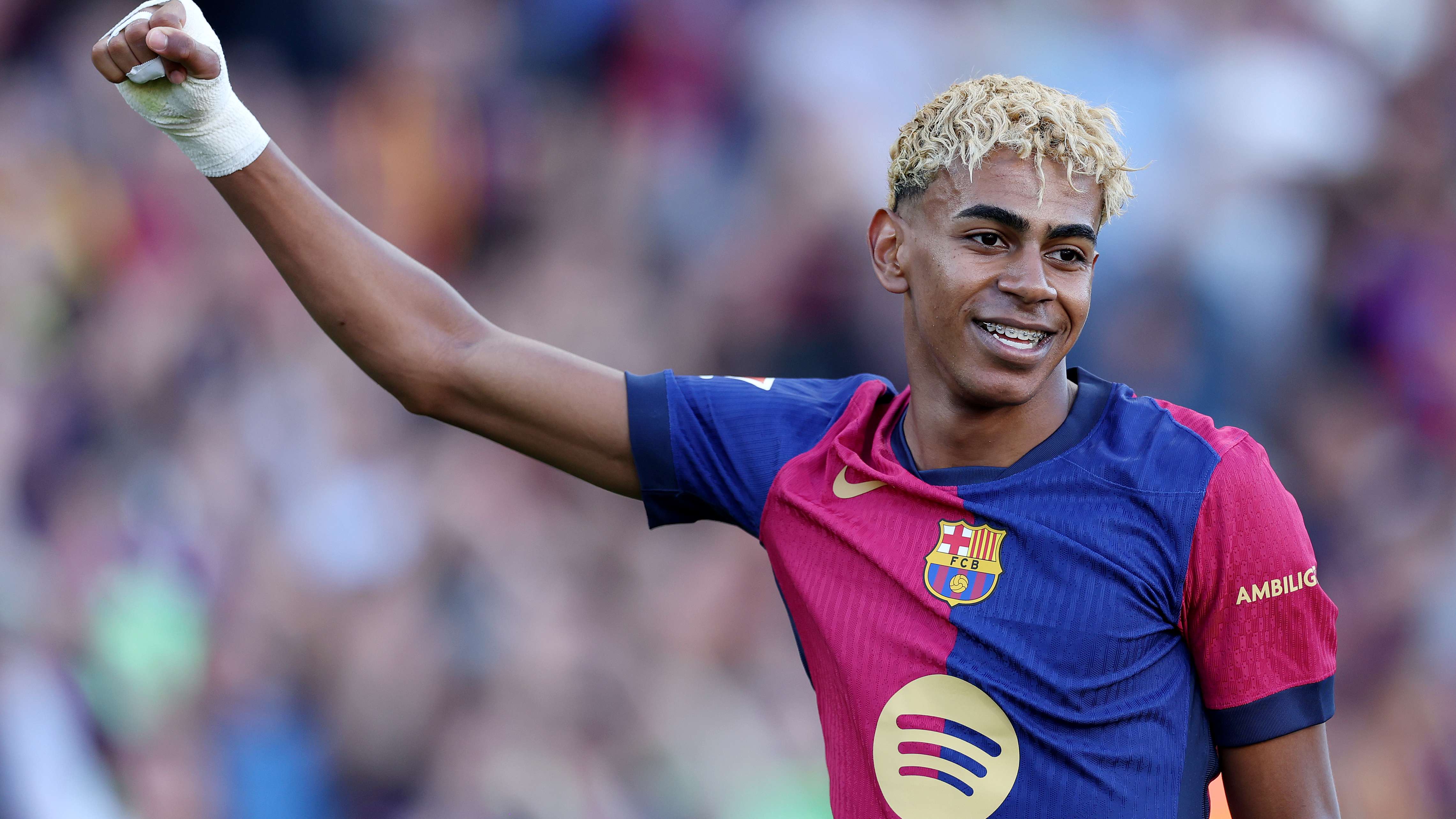 FC Barcelona v Villarreal CF - La Liga EA Sports