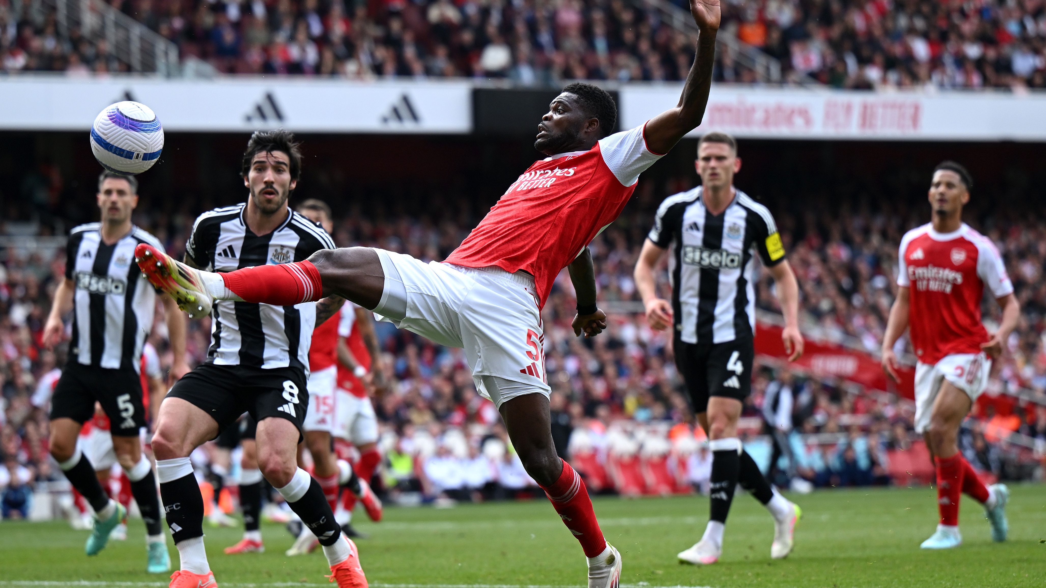 Arsenal FC v Newcastle United FC - Premier League