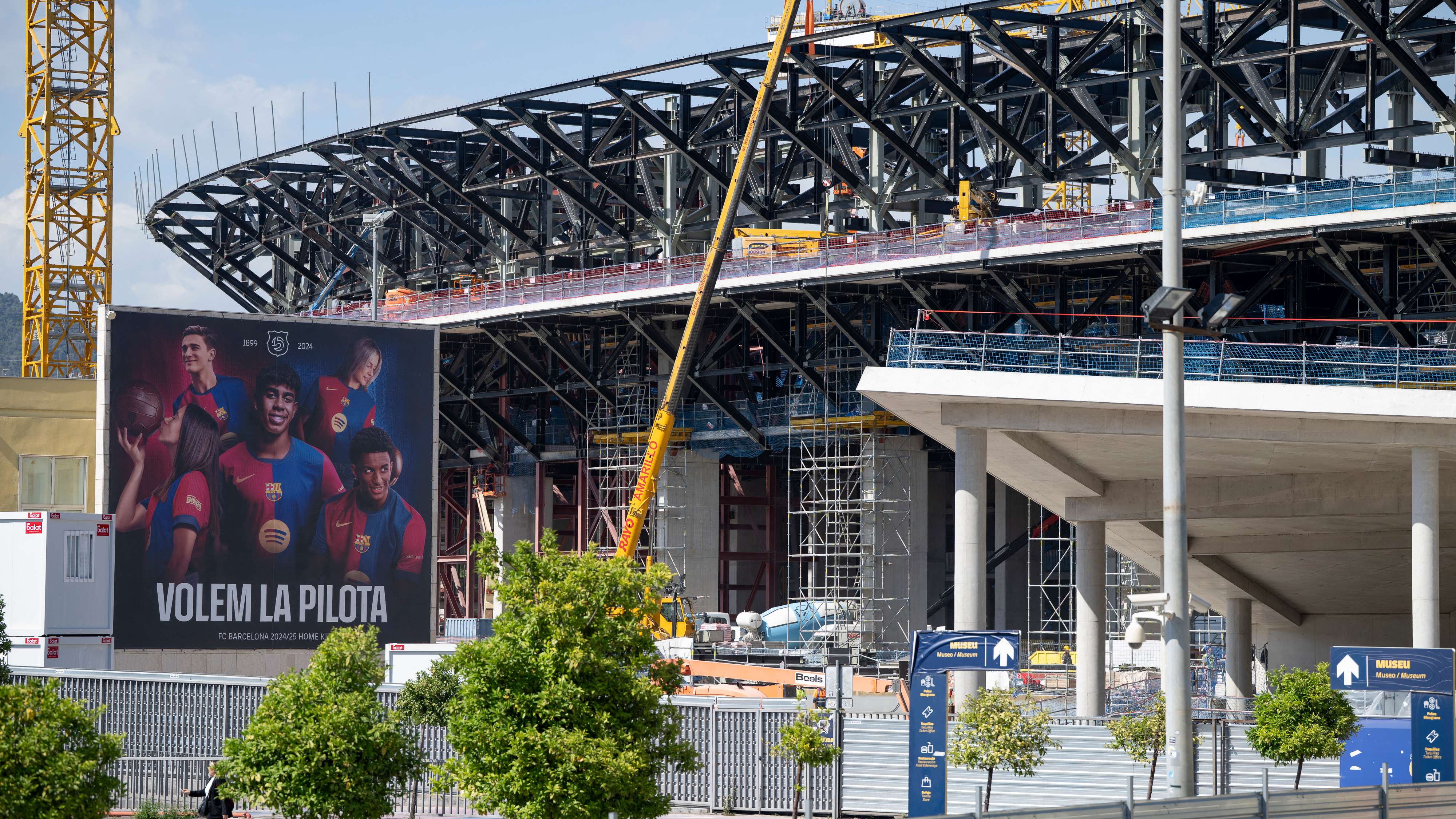 FBL-BARCELONA-STADIUM-CONSTRUCTION