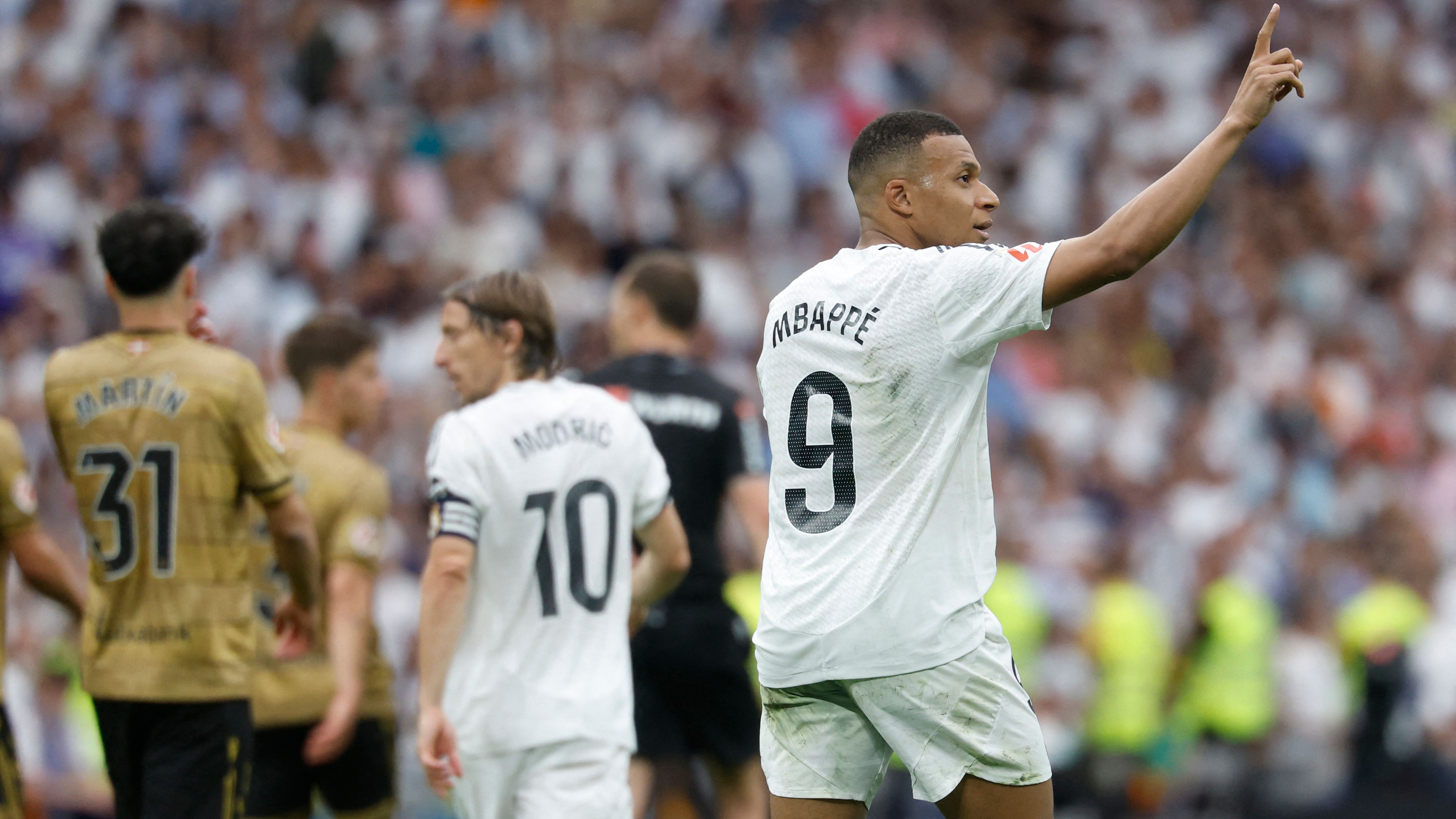 FBL-ESP-LIGA-REAL MADRID-REAL SOCIEDAD