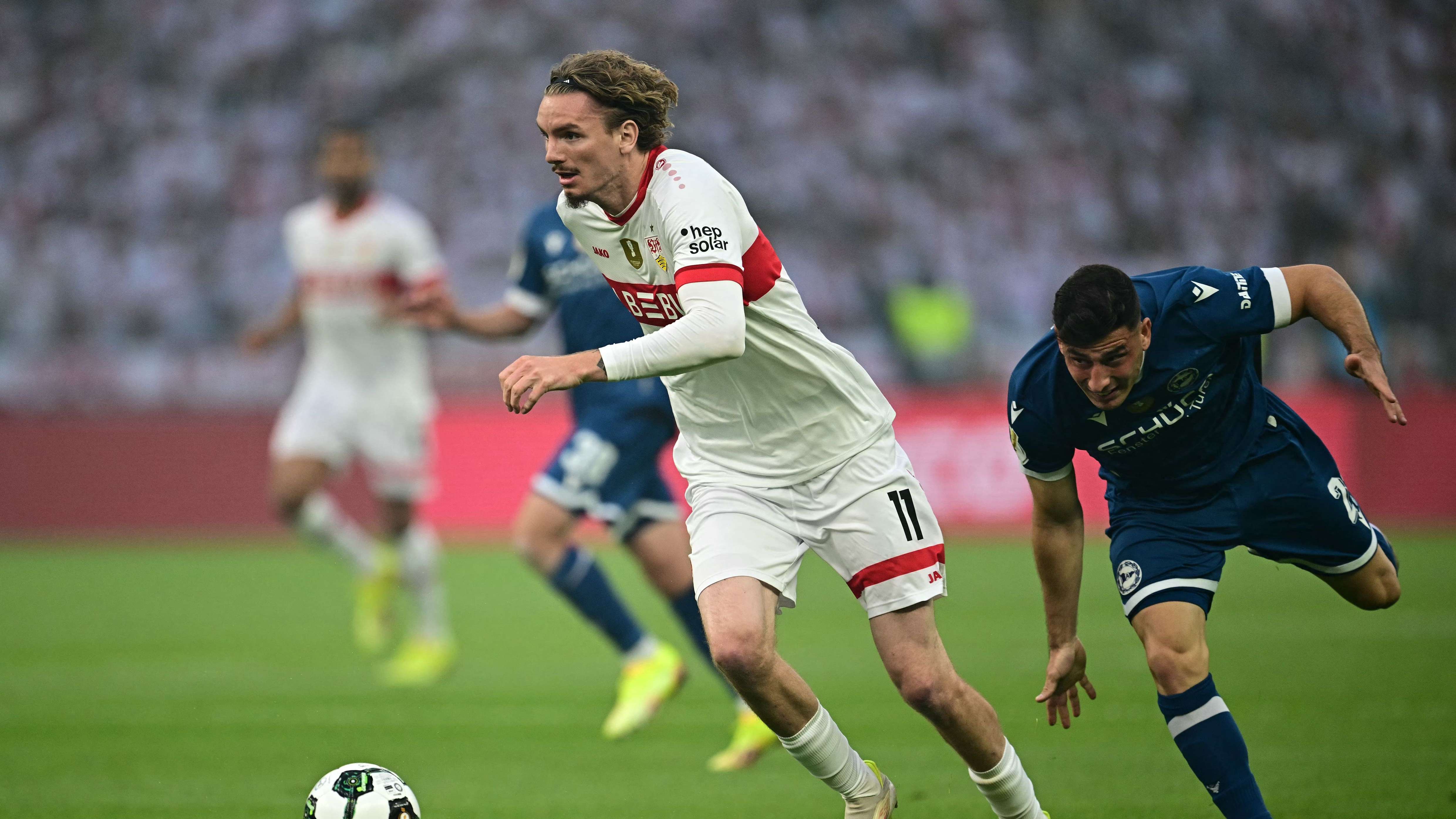 FBL-GER-CUP-BIELEFELD-STUTTGART