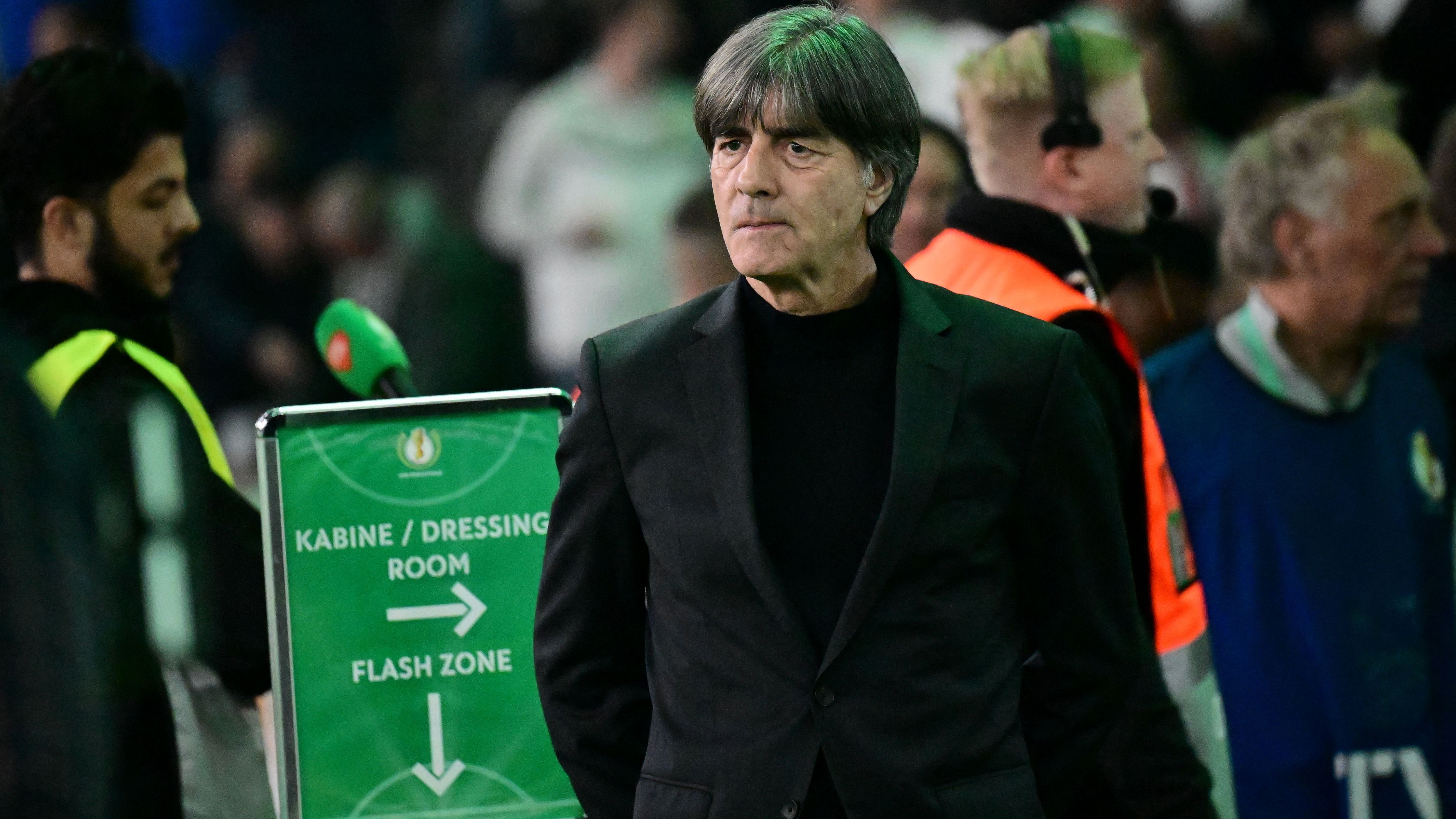 FBL-GER-CUP-BIELEFELD-STUTTGART