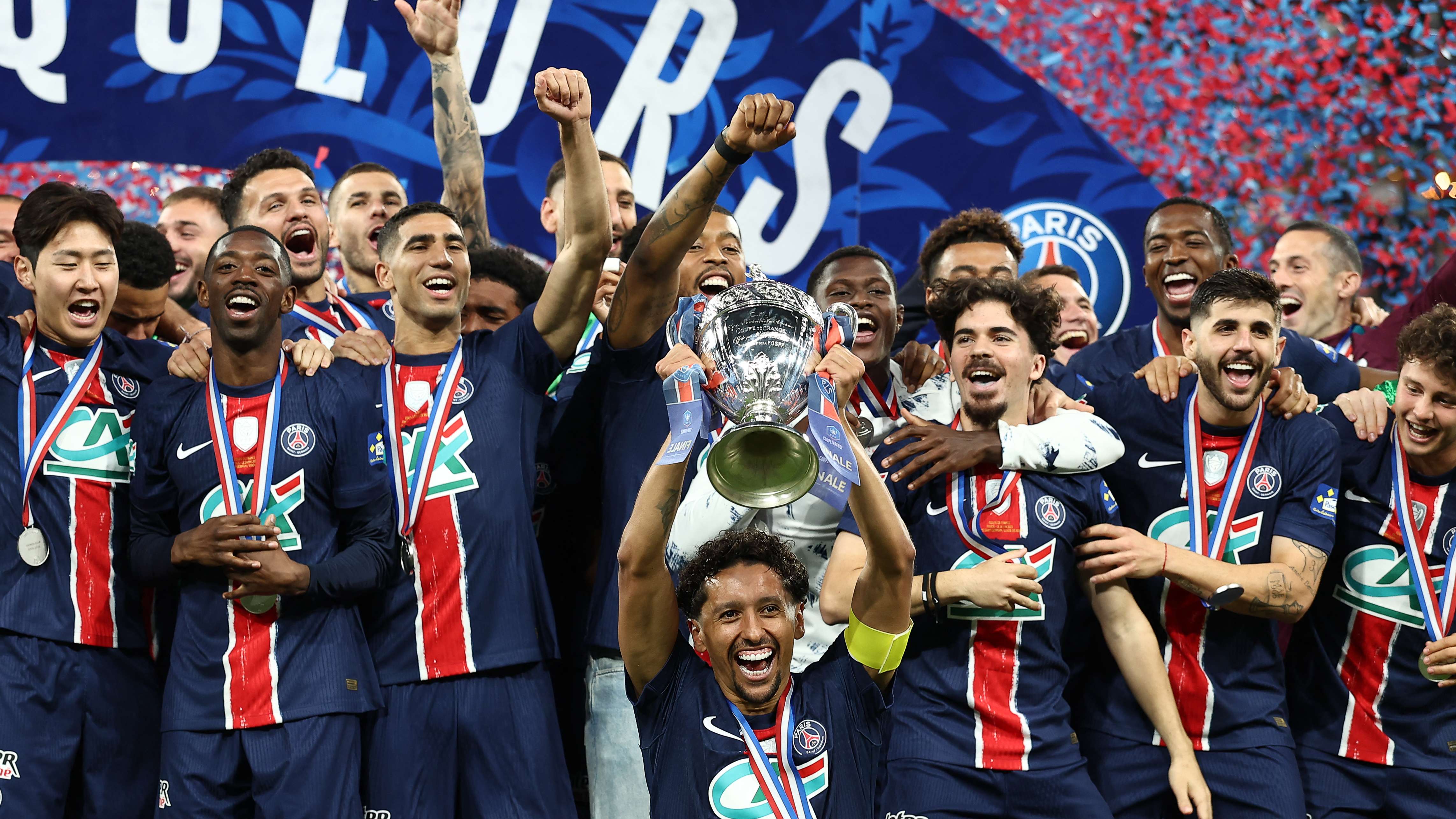 FBL-FRA-CUP-PSG-REIMS-FINAL-TROPHY