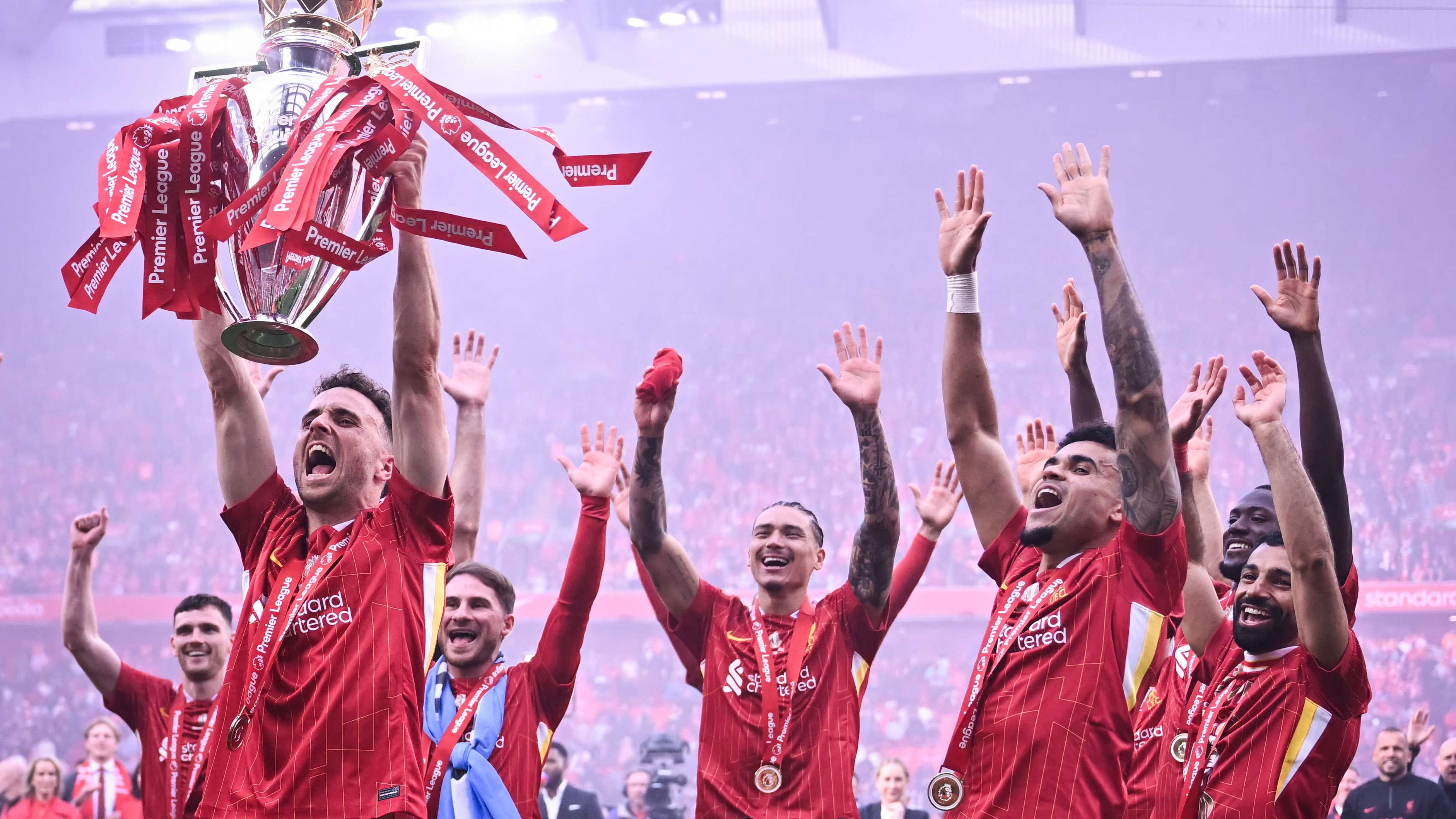 TOPSHOT-FBL-ENG-PR-LIVERPOOL-CRYSTAL PALACE