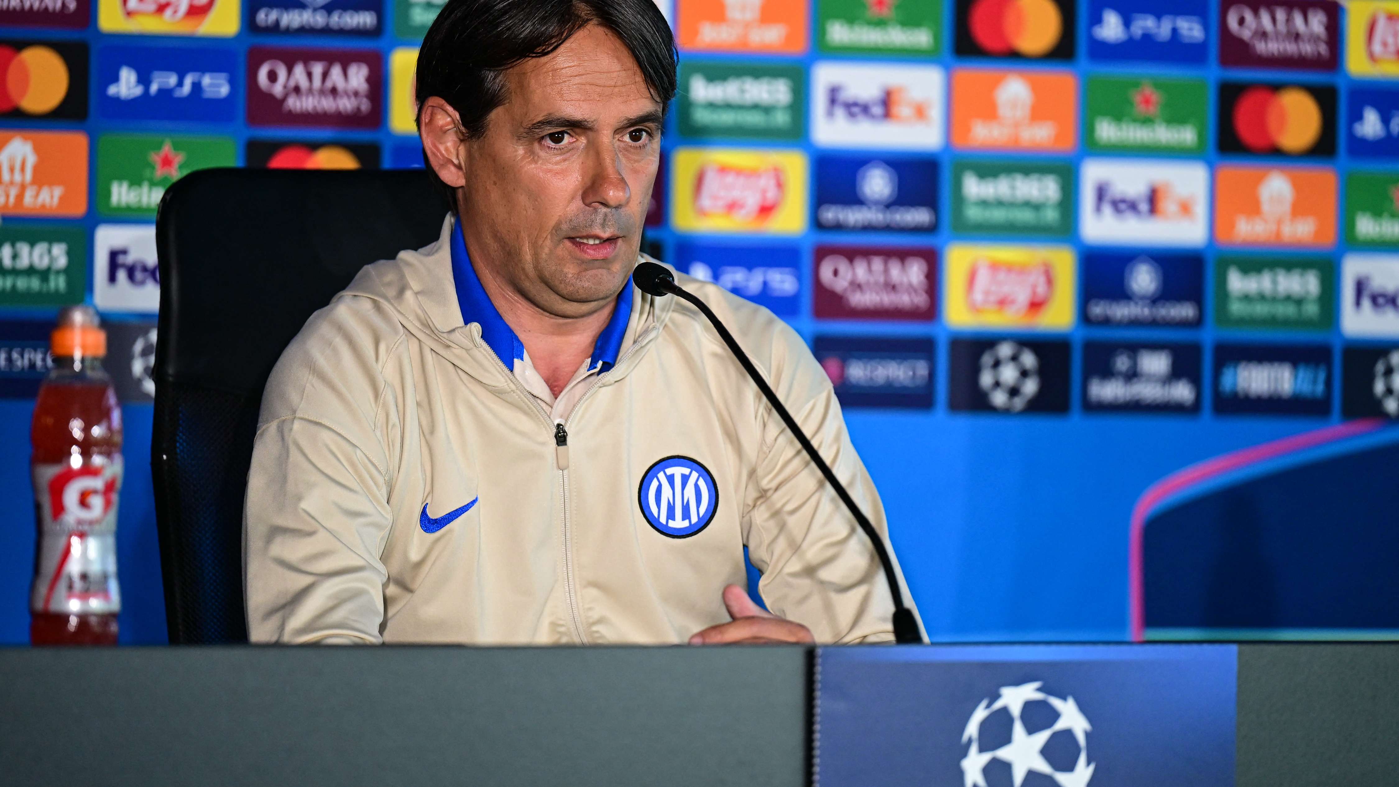 FBL-EUR-C1-INTER-PRESSER