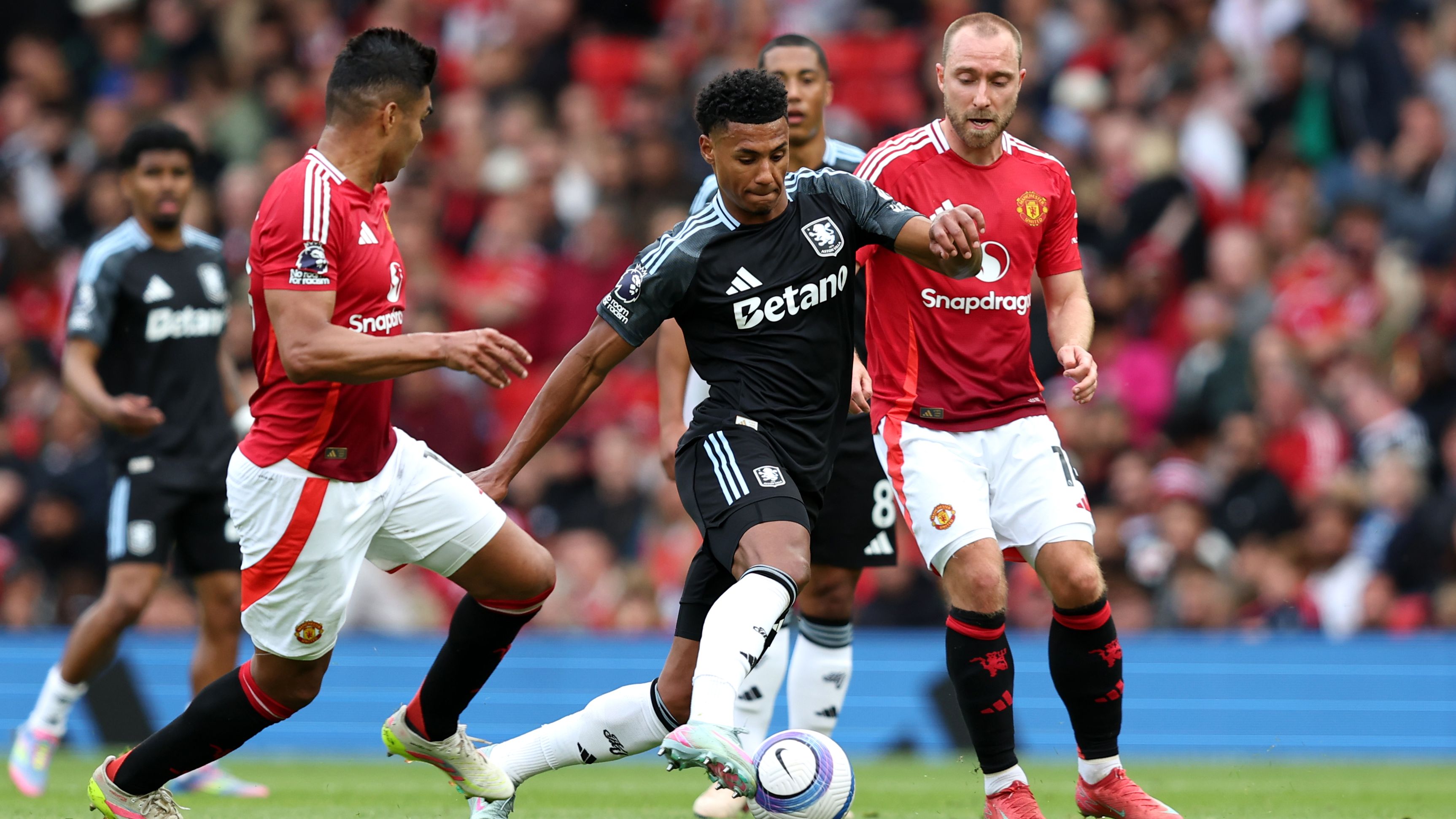 Manchester United FC v Aston Villa FC - Premier League