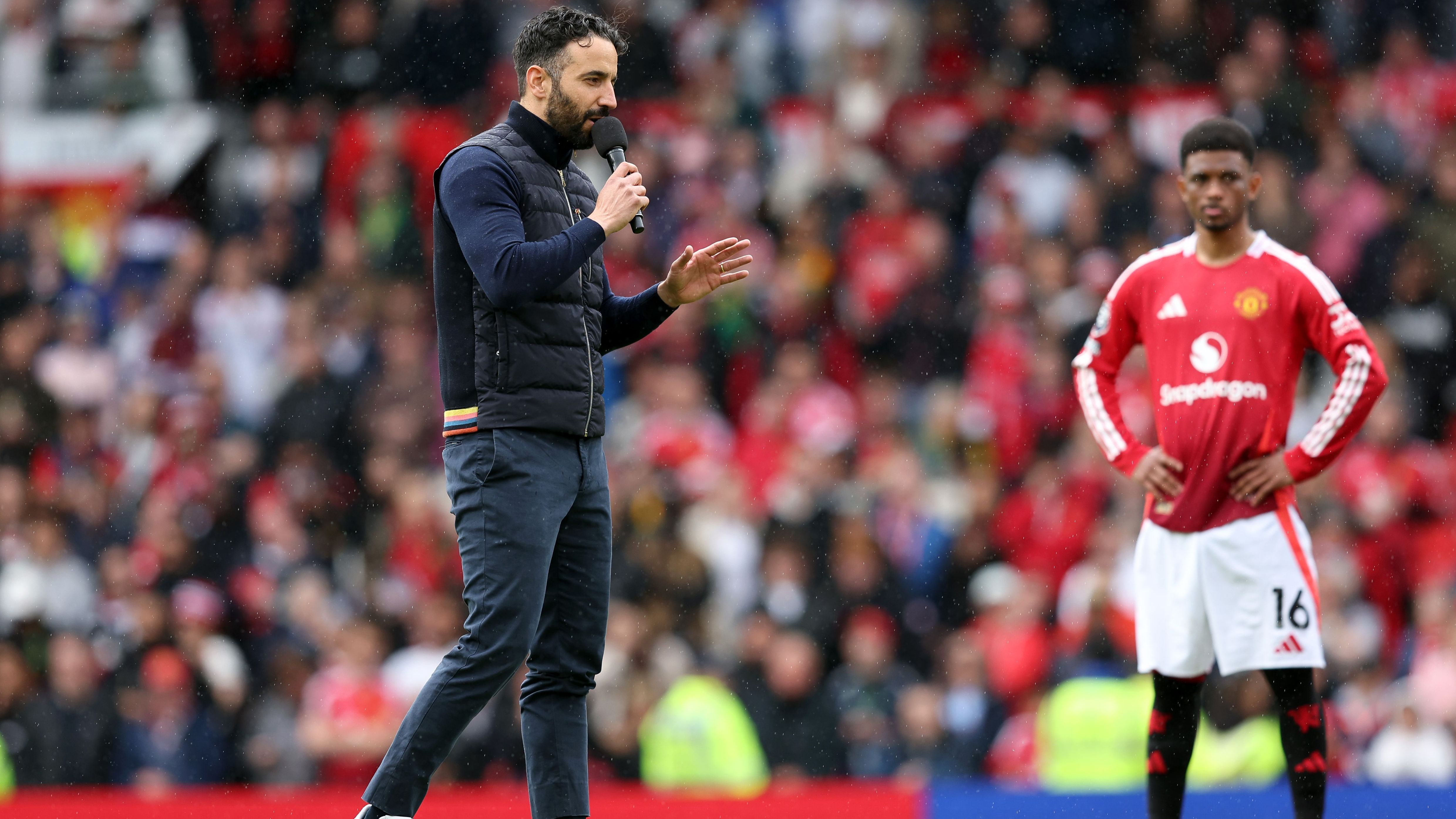 Manchester United FC v Aston Villa FC - Premier League