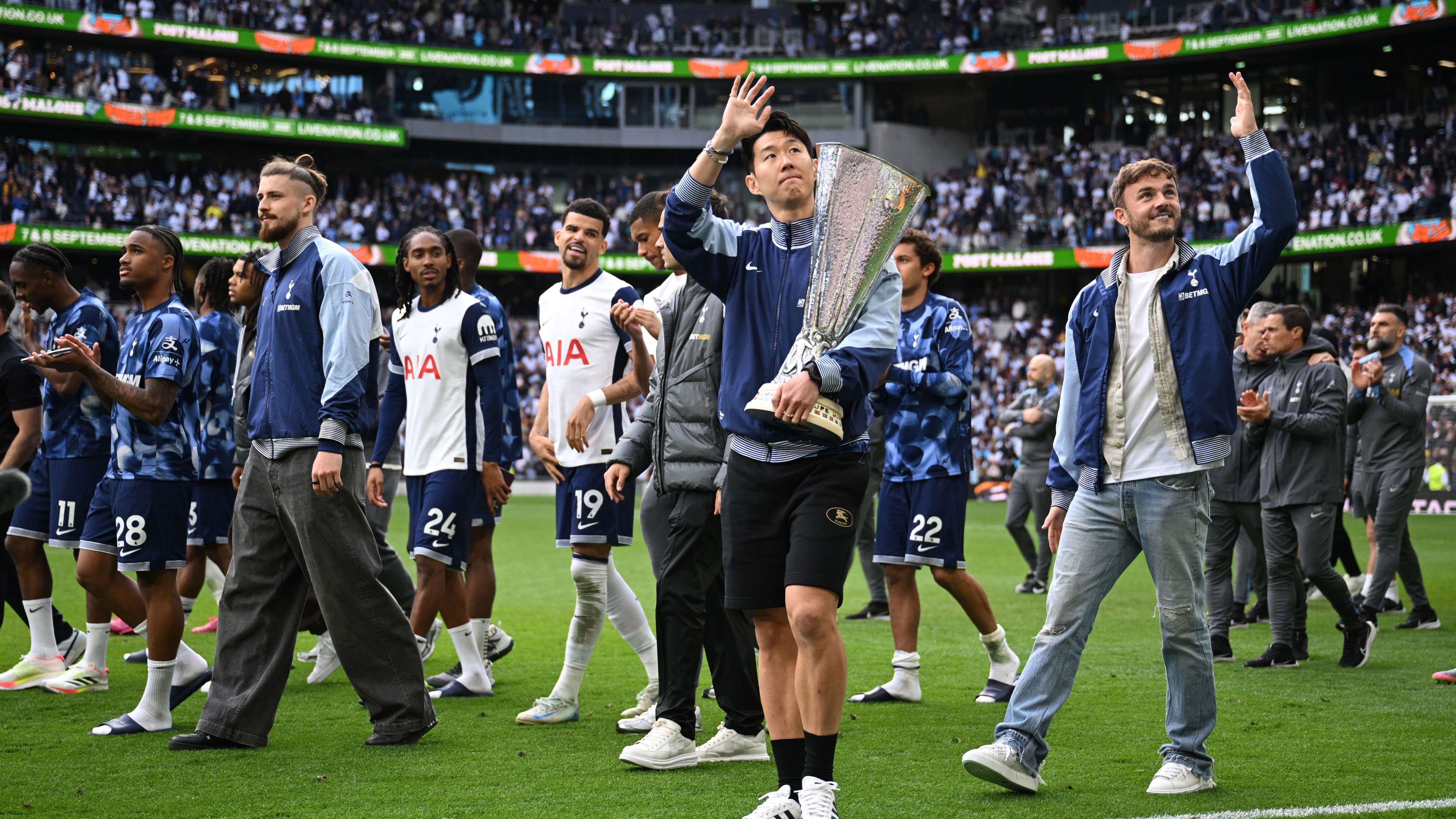 Tottenham Hotspur FC v Brighton & Hove Albion FC - Premier League