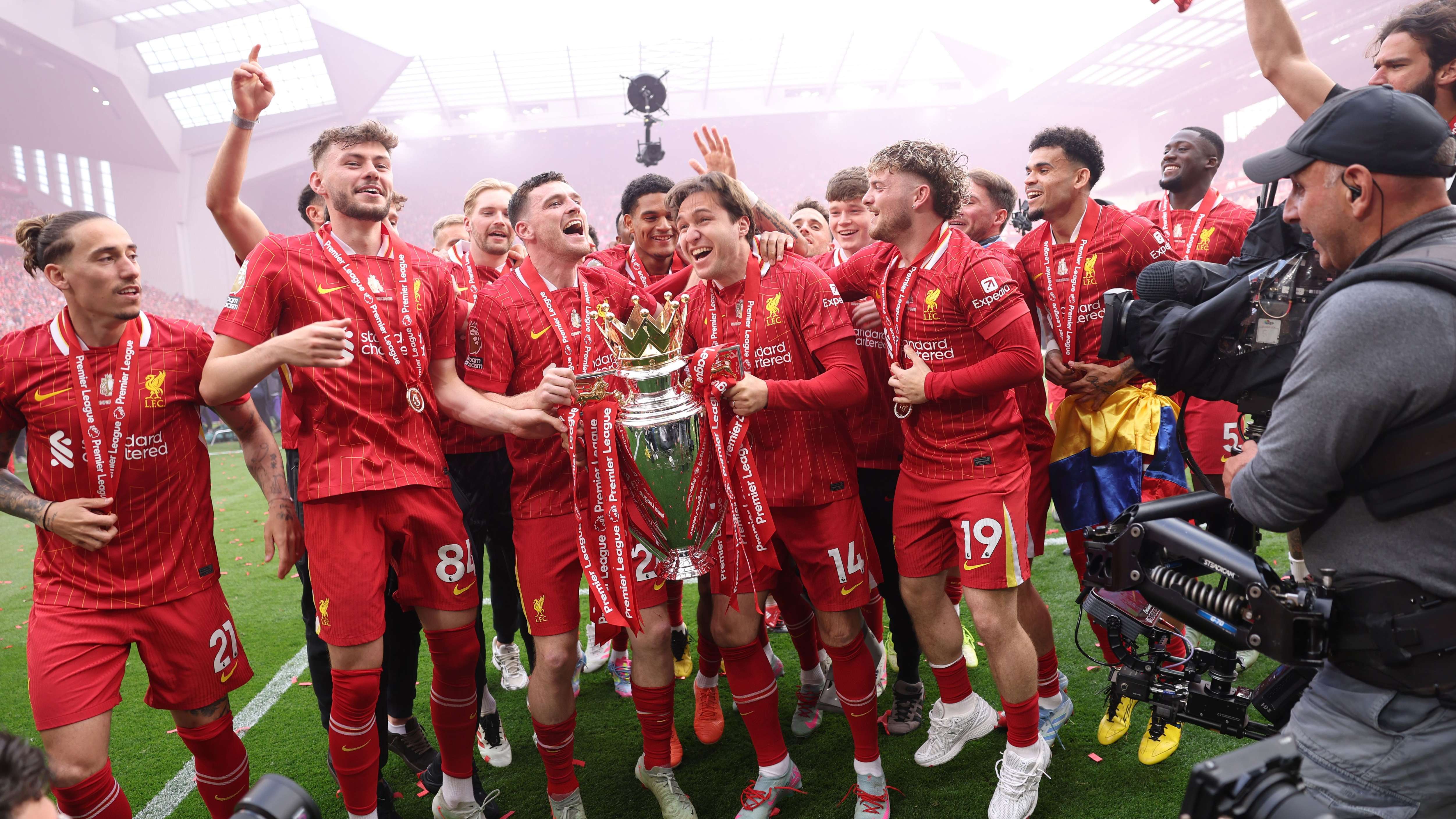 Liverpool FC v Crystal Palace FC - Premier League