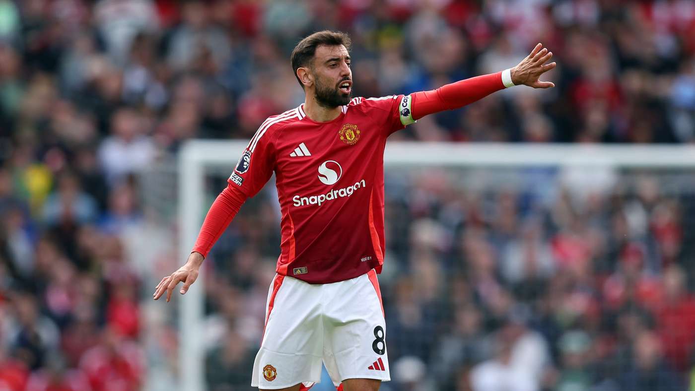 Manchester United FC v Aston Villa FC - Premier League