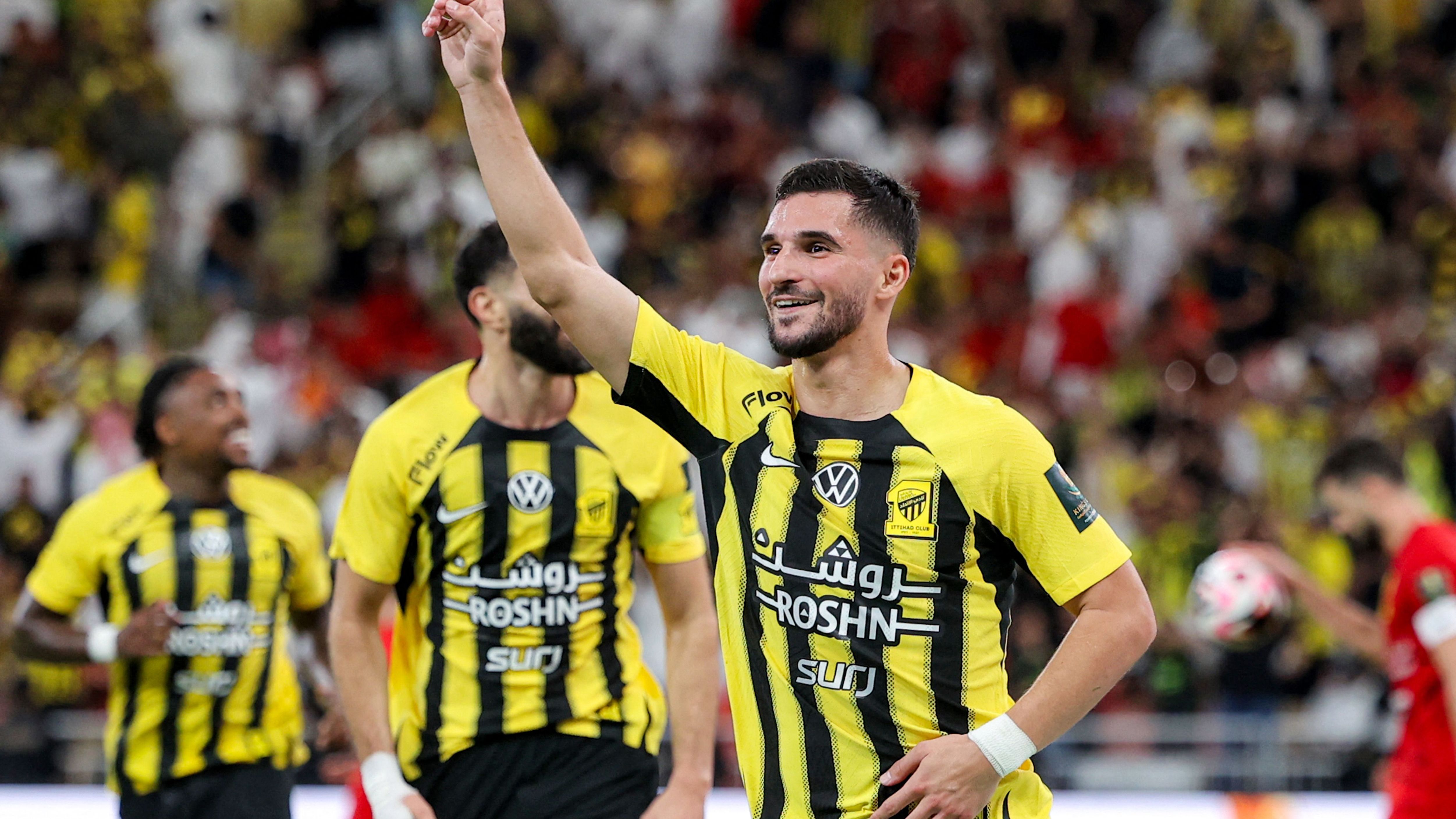 هاتريك تاريخي للجزائري حسام عوار في دوري أبطال آسيا مع اتحاد جدة