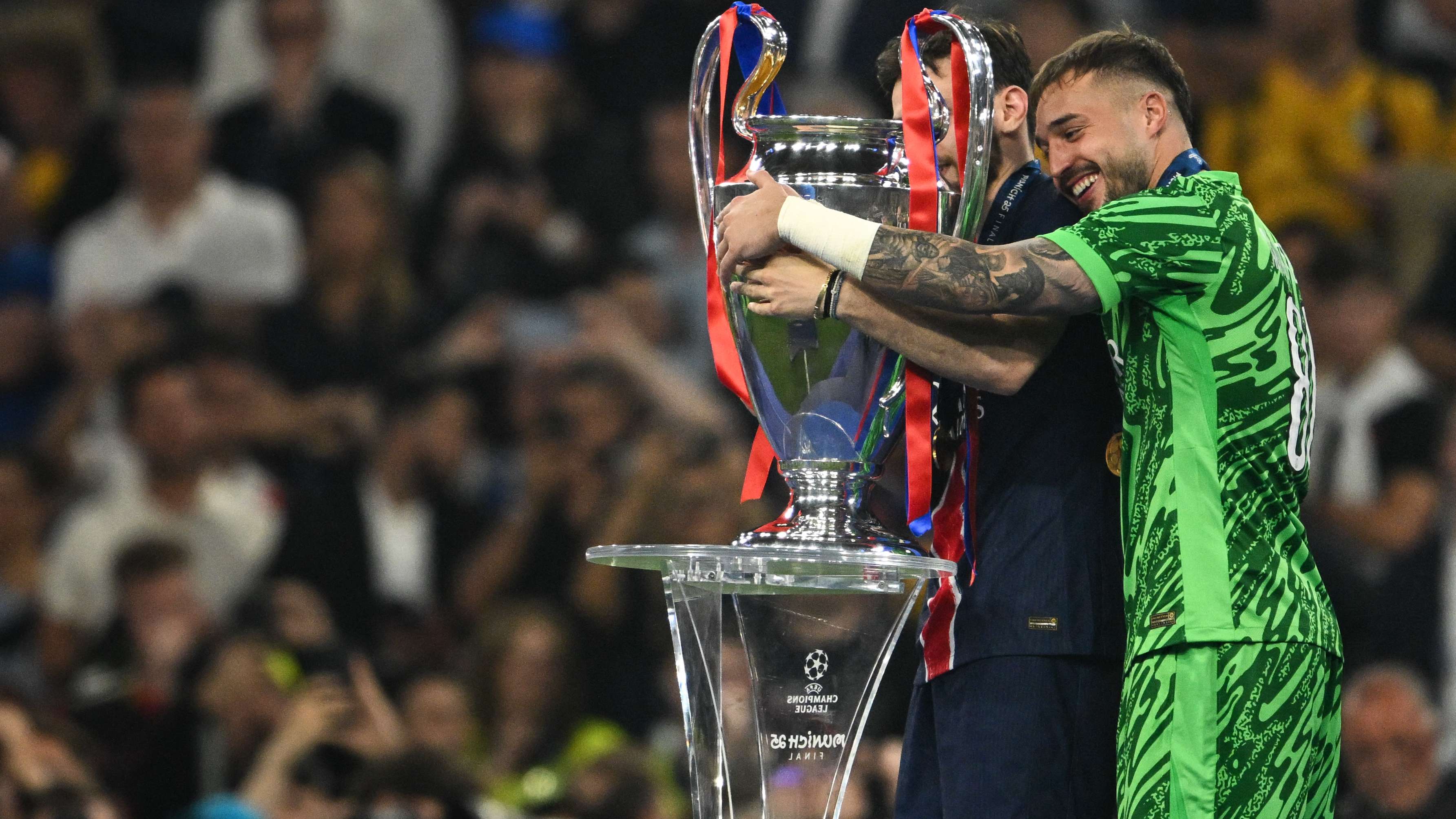 FBL-EUR-C1-PSG-INTER-FINAL-TROPHY