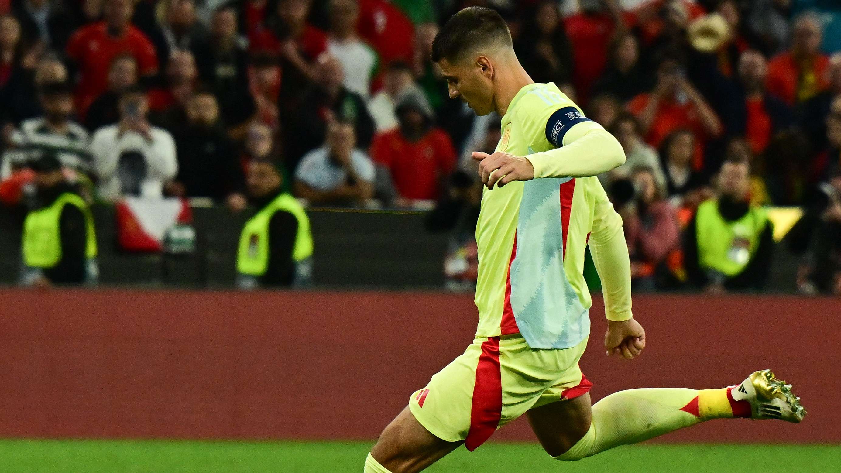 FBL-EUR-NATIONS-POR-ESP