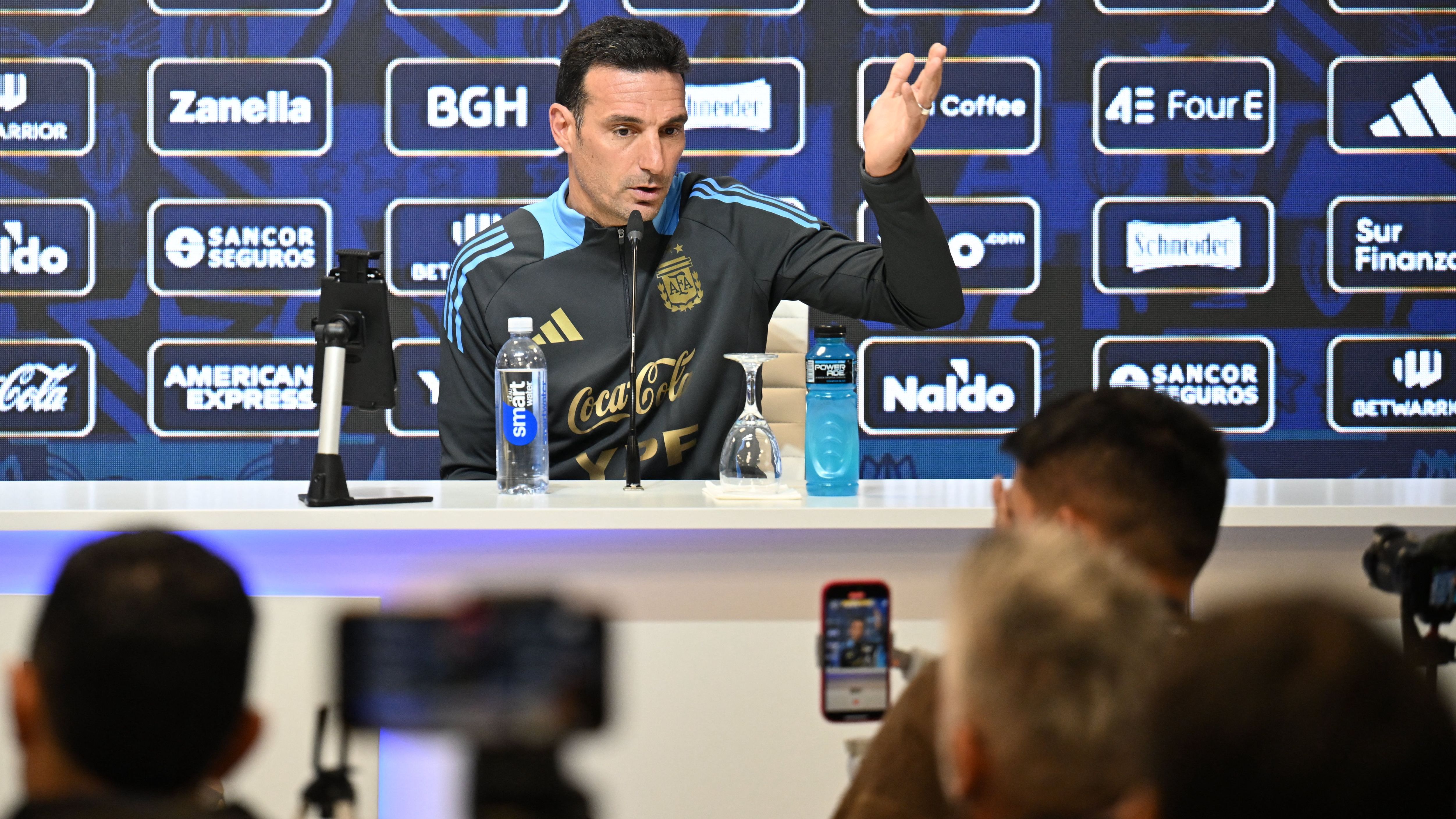 FBL-WC-2026-SAMERICA-QUALIFIERS-ARG-SCALONI-PRESSER