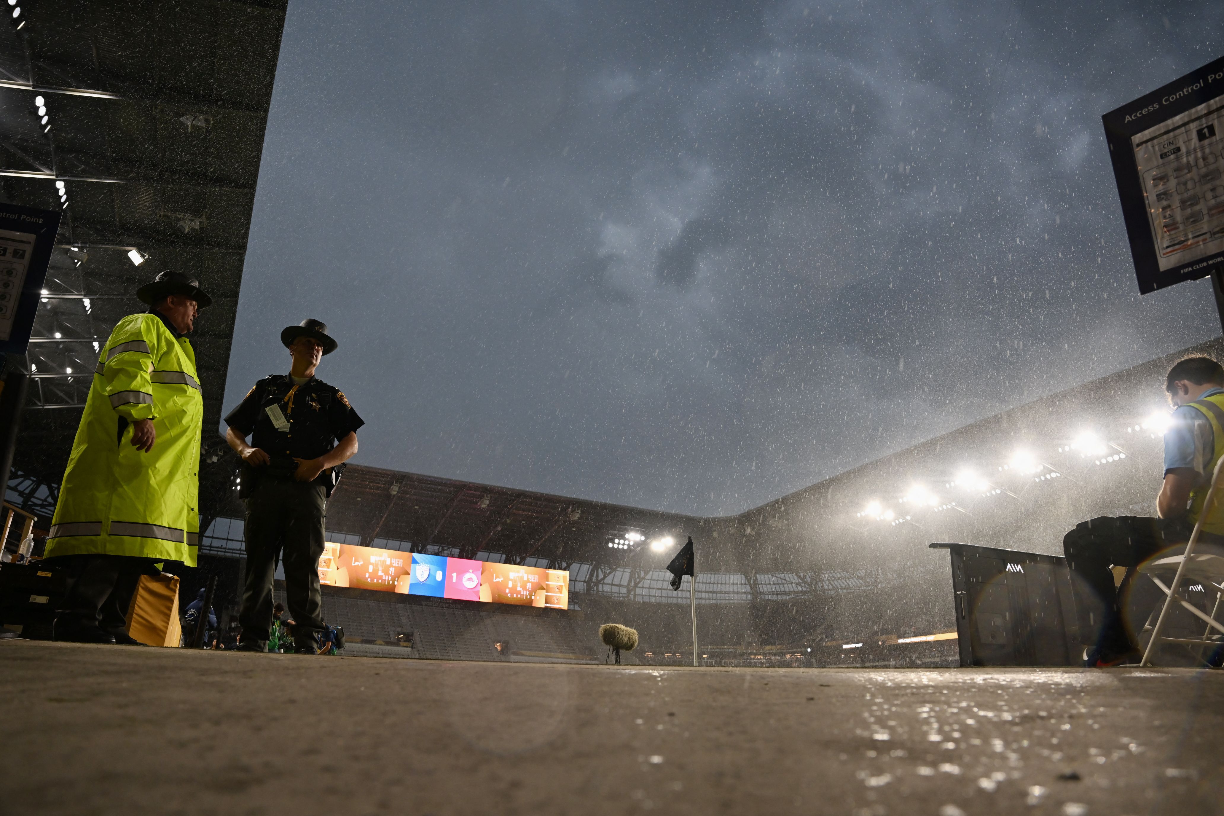 FBL-WC-CLUB-2025-MATCH15-PACHUCA-SALZBURG