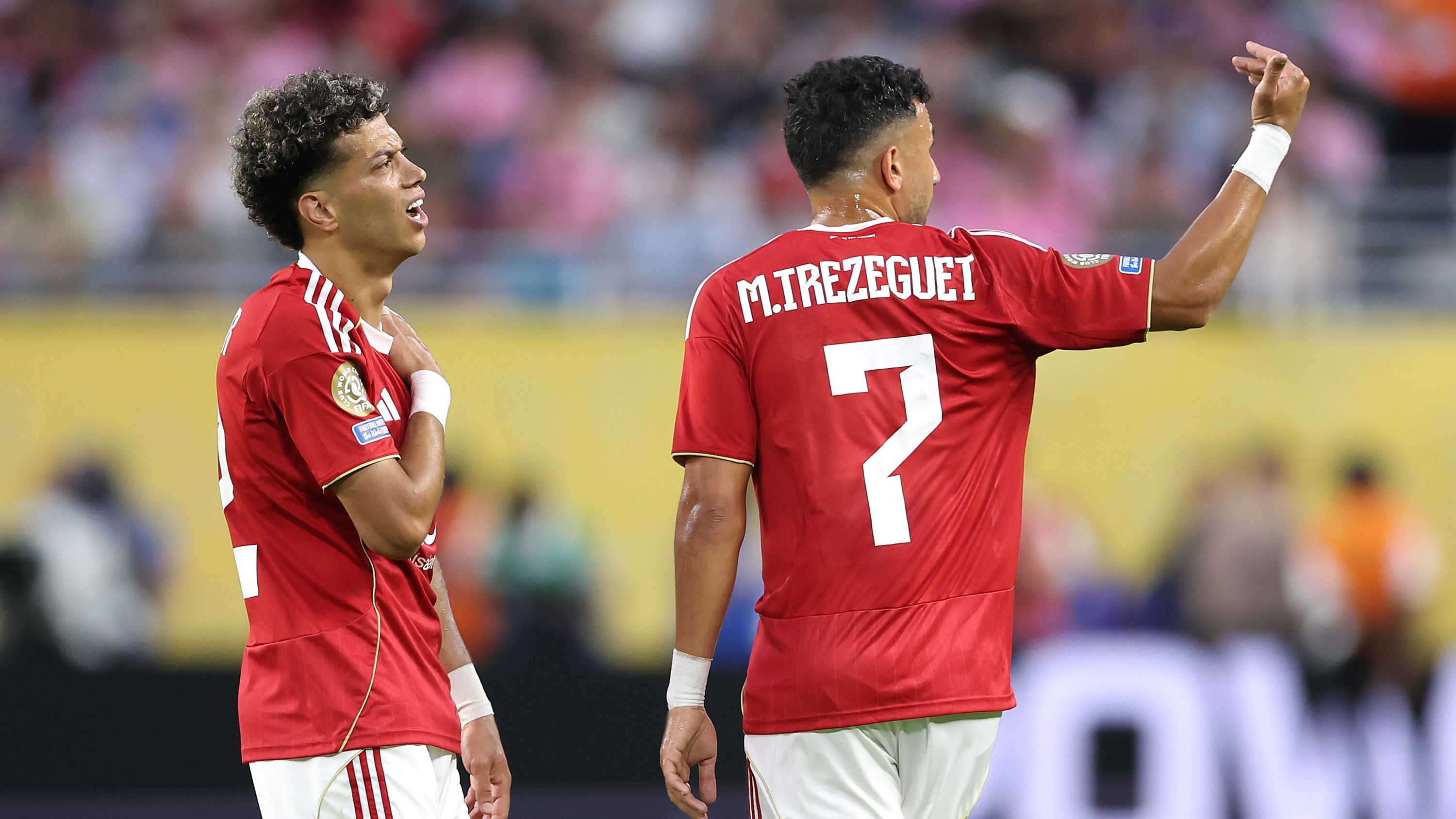 توروب يفاجئ إمام عاشور في تشكيل الأهلي لموقعة بيراميدز بالدوري المصري