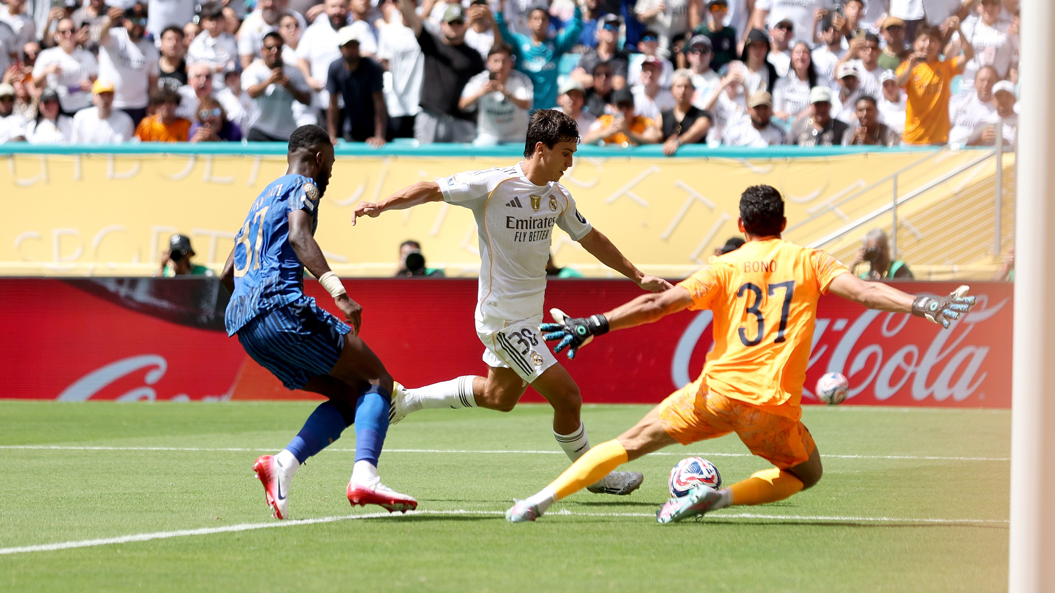 Real Madrid CF v Al Hilal: Group H - FIFA Club World Cup 2025