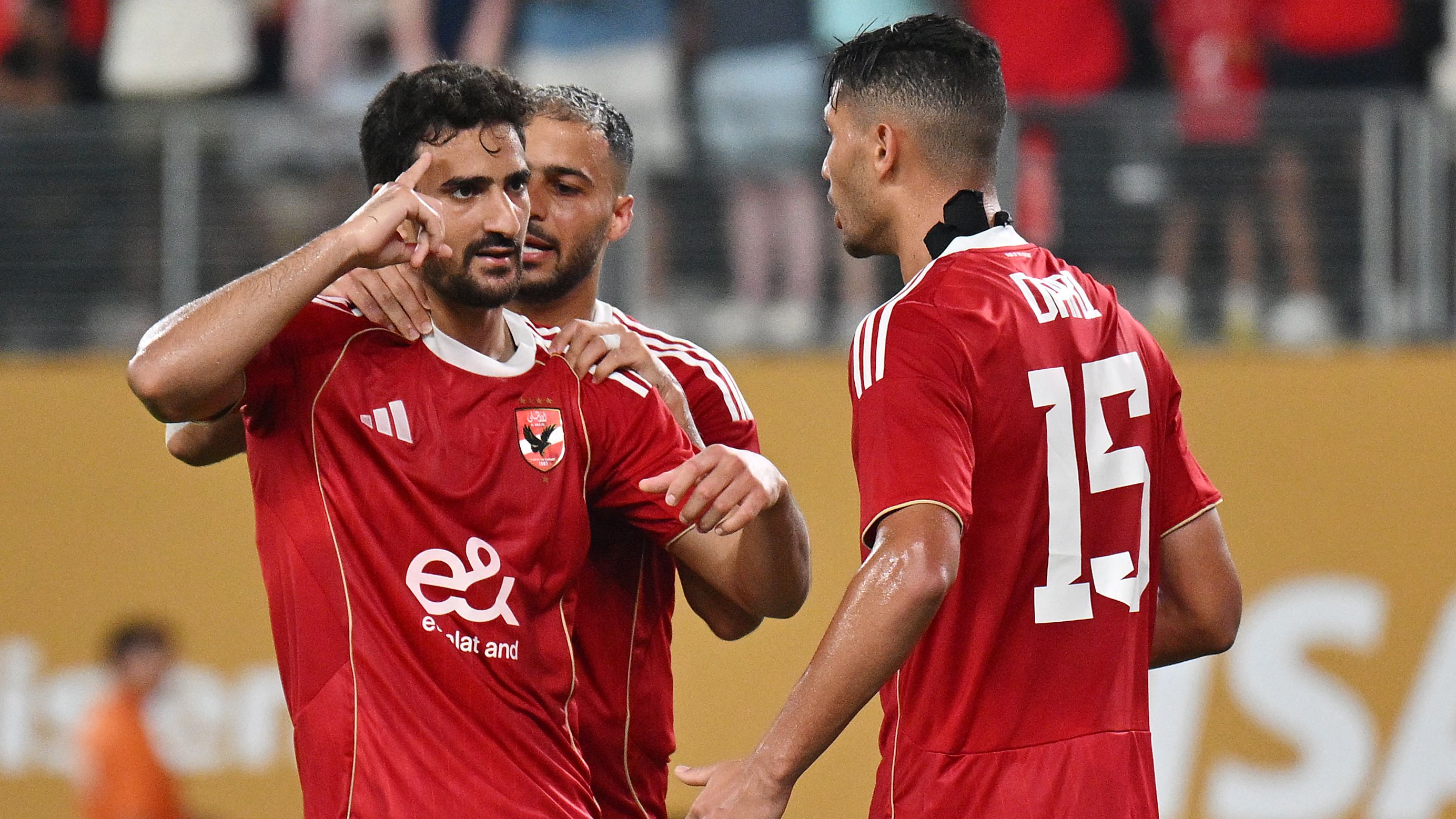 القنوات الناقلة لمباراة الأهلي والجيش الملكي في دوري أبطال إفريقيا 2025-2026