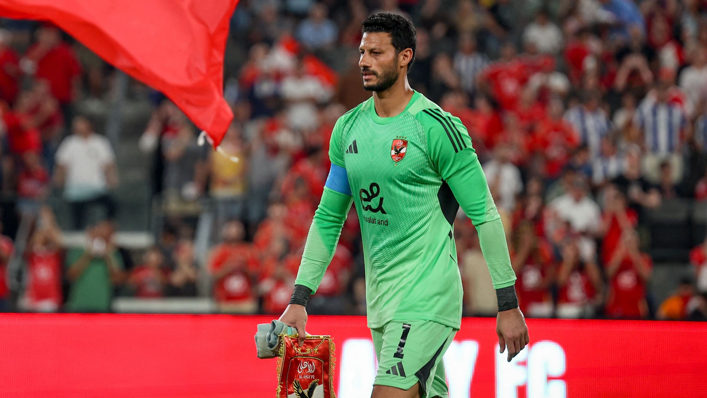 تخفيف عقوبة الشناوي قبل مباراتي الموسم