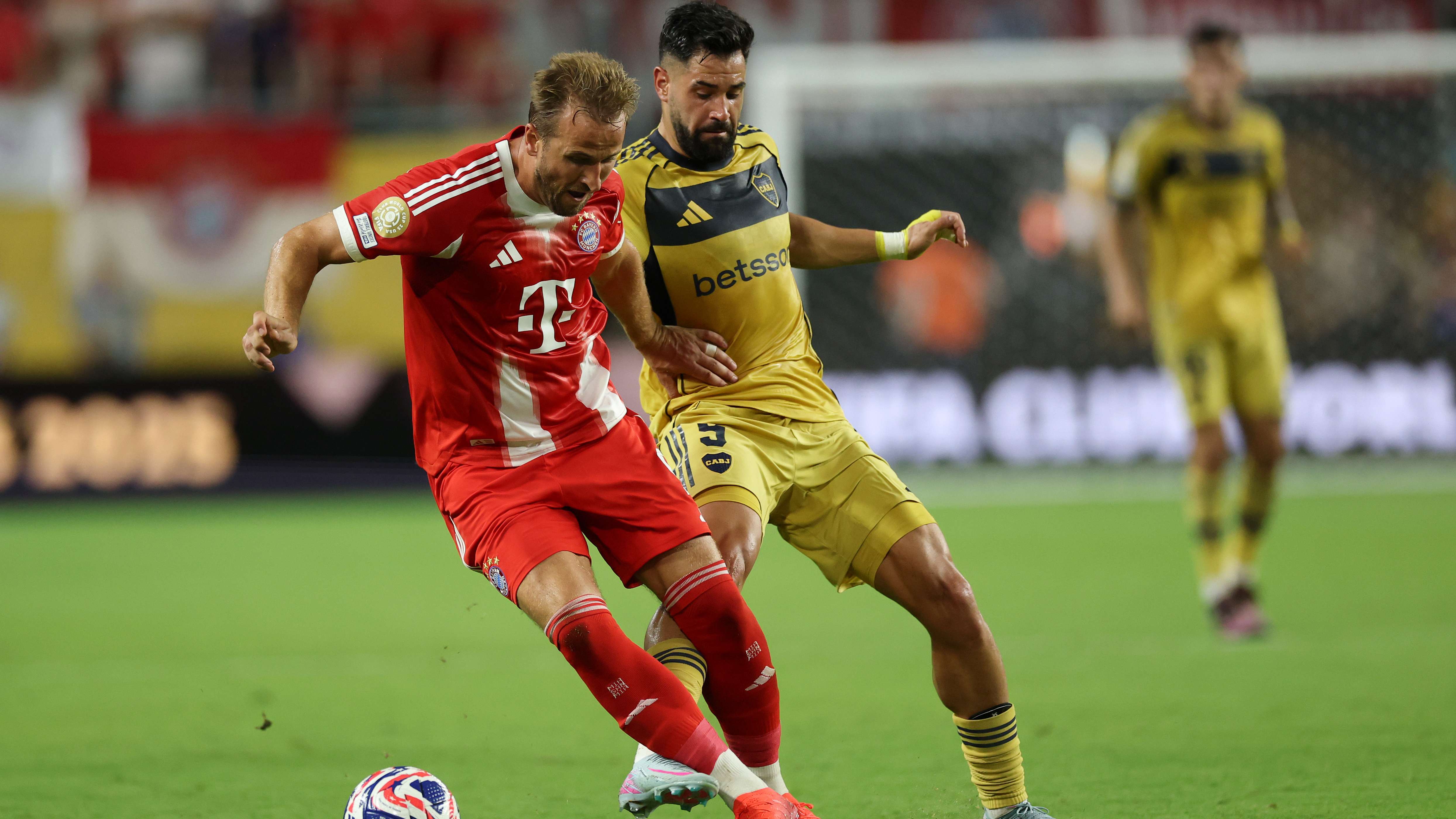 FC Bayern München v CA Boca Juniors: Group C - FIFA Club World Cup 2025