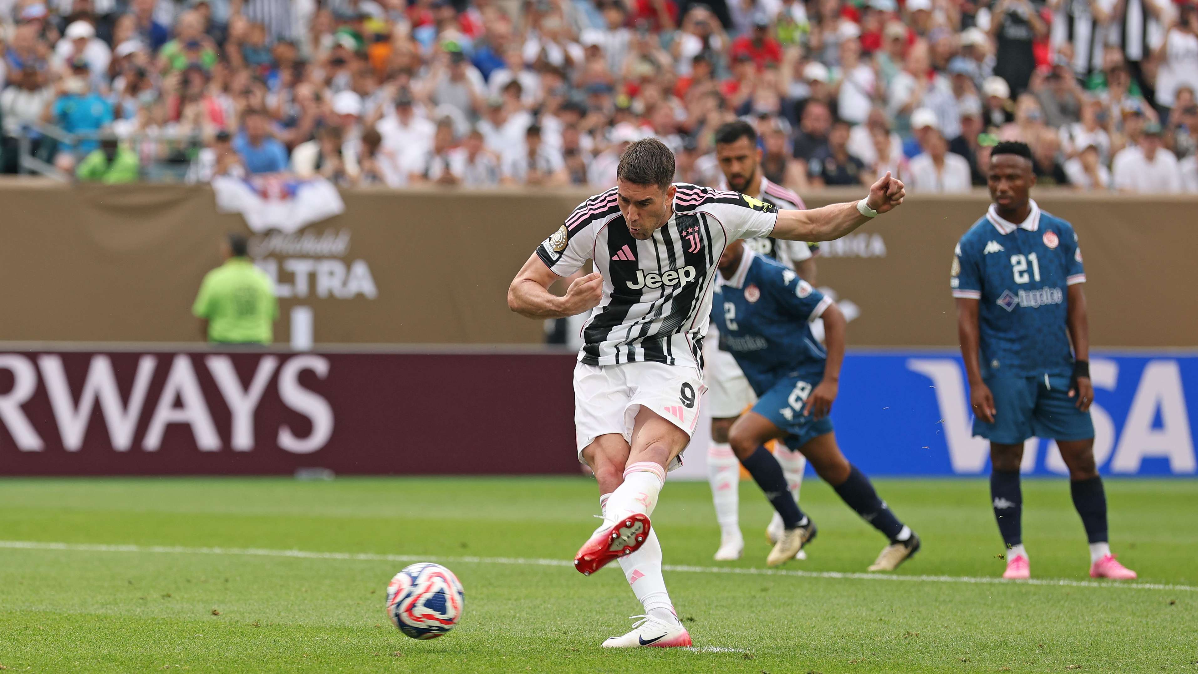 Juventus FC v Wydad AC: Group G - FIFA Club World Cup 2025