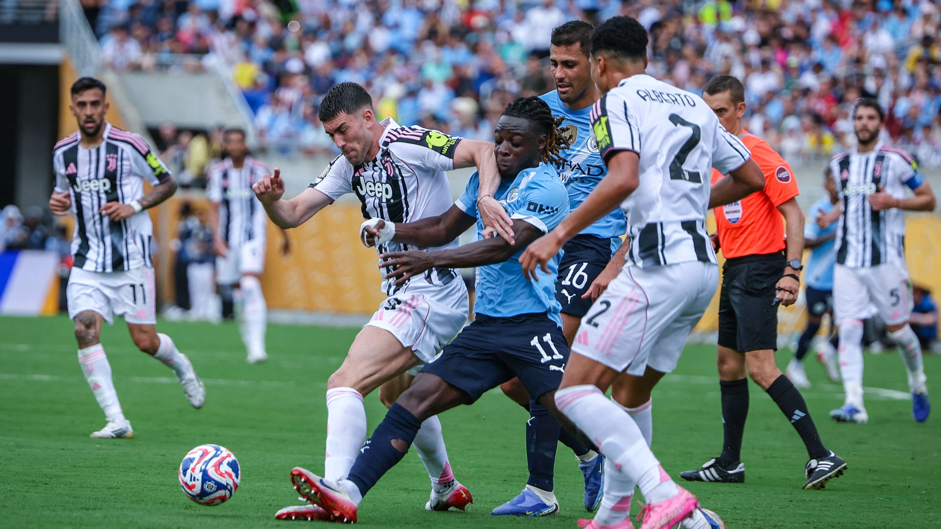 Juventus-FC-vs-Manchester-City-FIFA-Club-World-Cup-2025