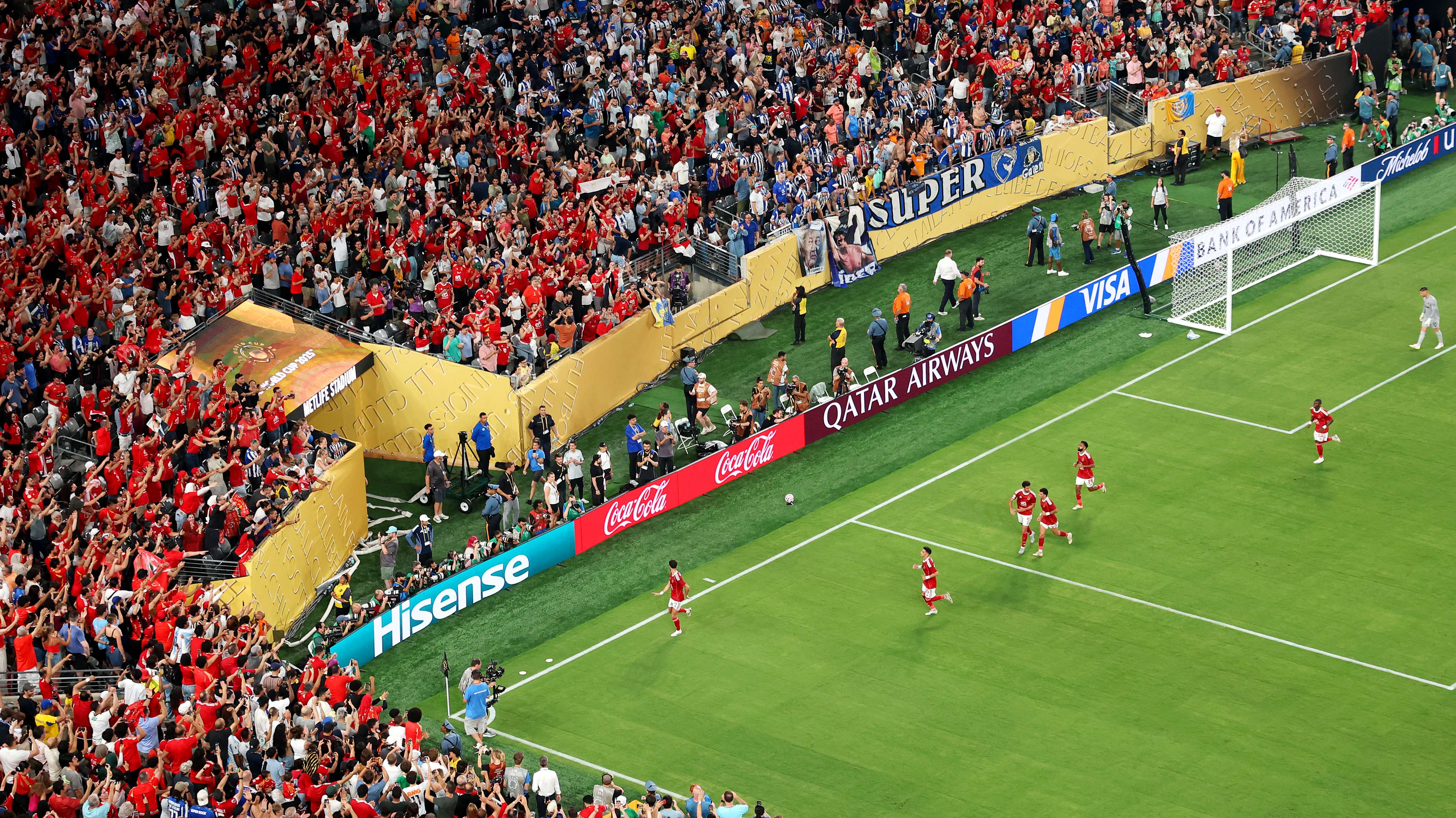 FC Porto v Al Ahly SC: Group A - FIFA Club World Cup 2025