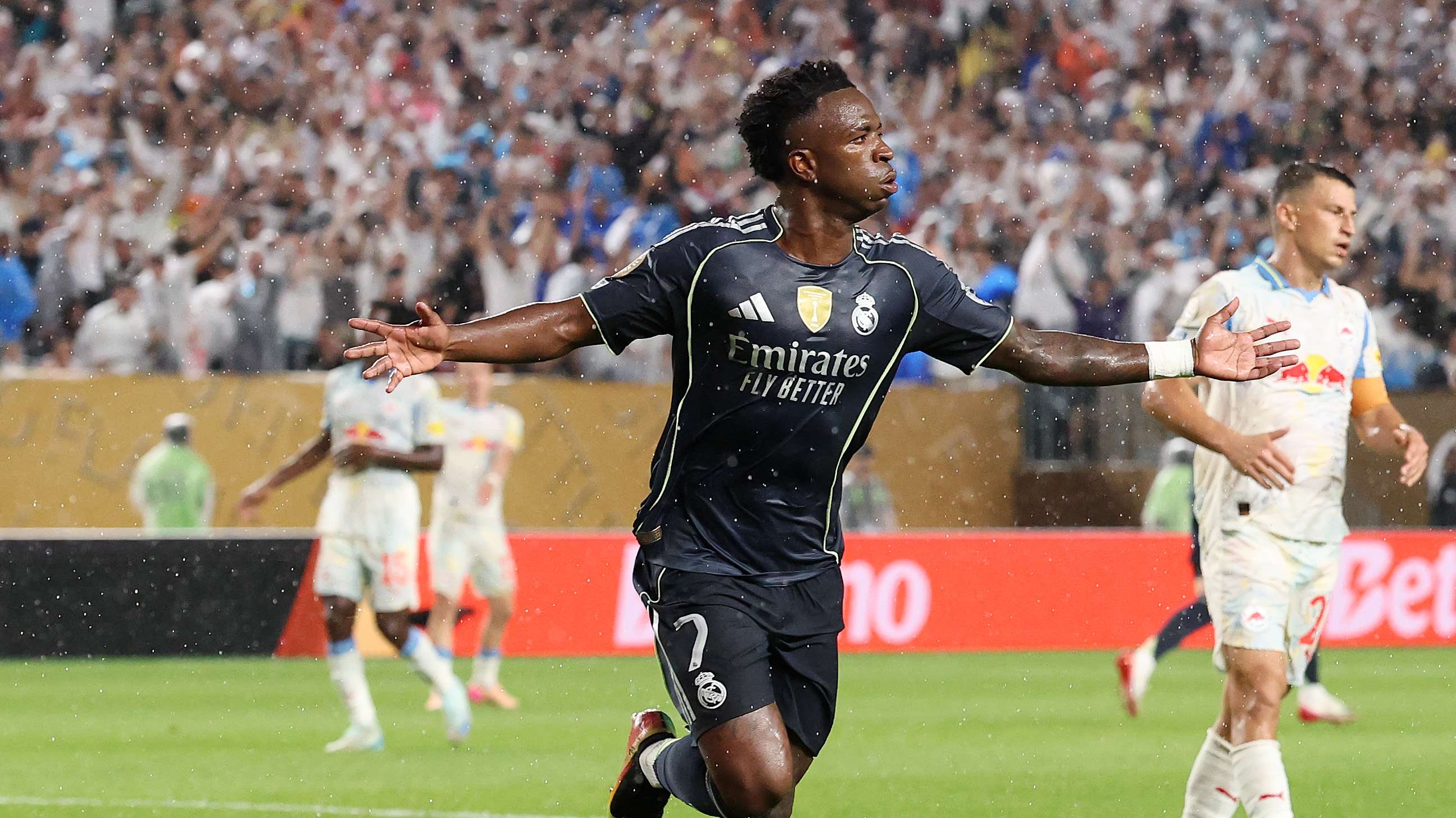 FC Salzburg v Real Madrid CF: Group H - FIFA Club World Cup 2025