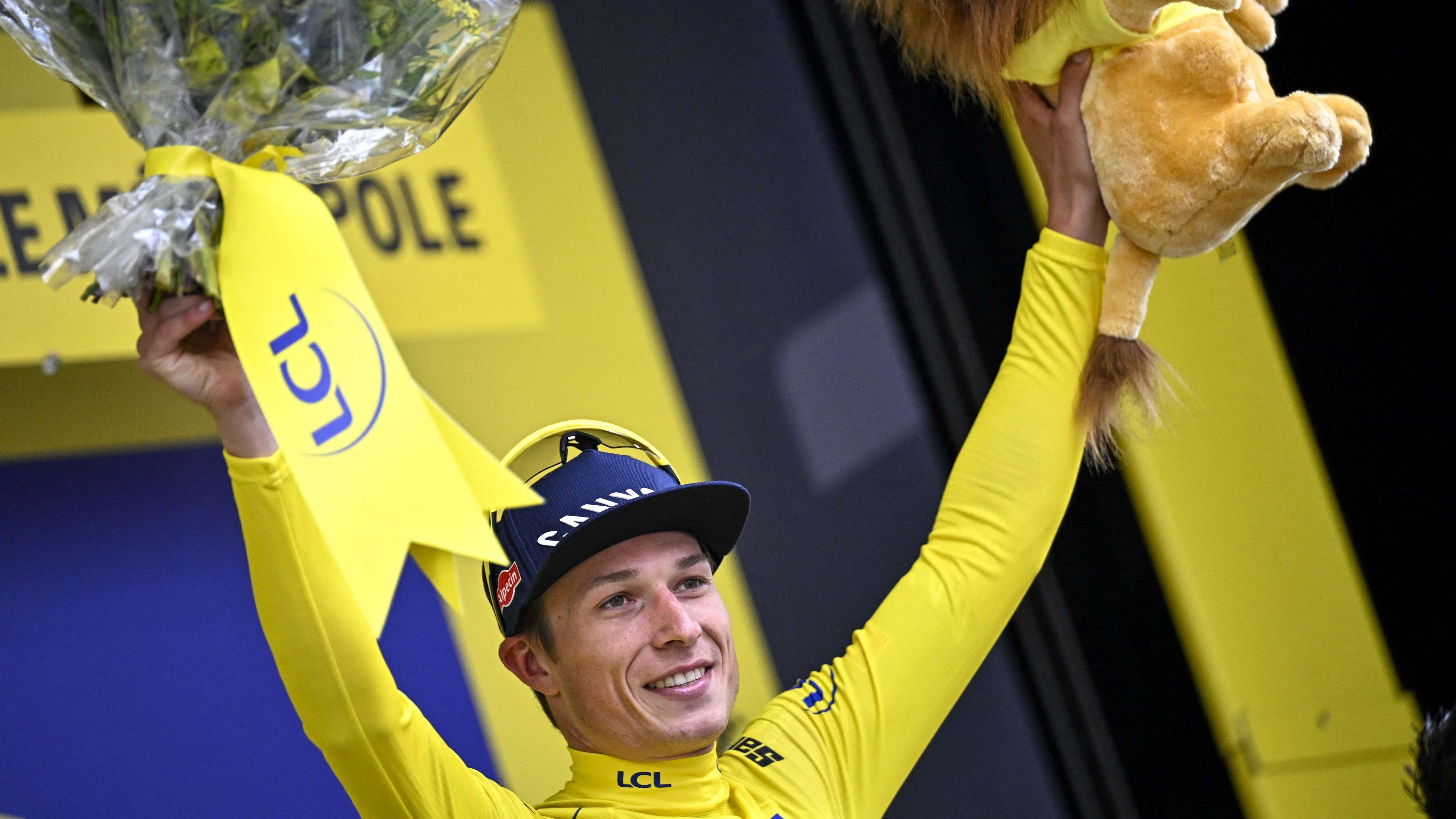 CYCLING TOUR DE FRANCE 2025 DAY 1