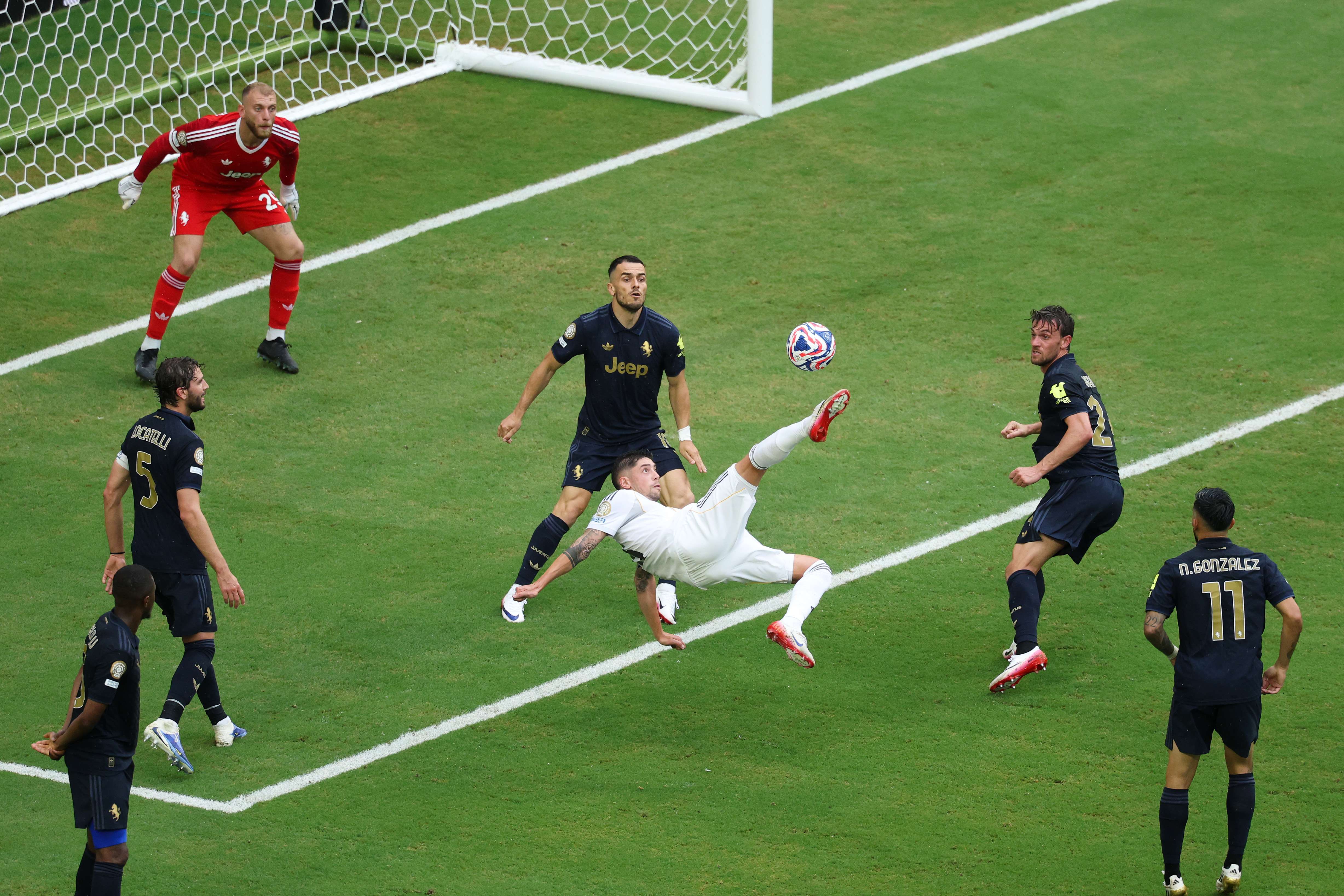 Real Madrid CF v Juventus FC: Round Of 16 - FIFA Club World Cup 2025