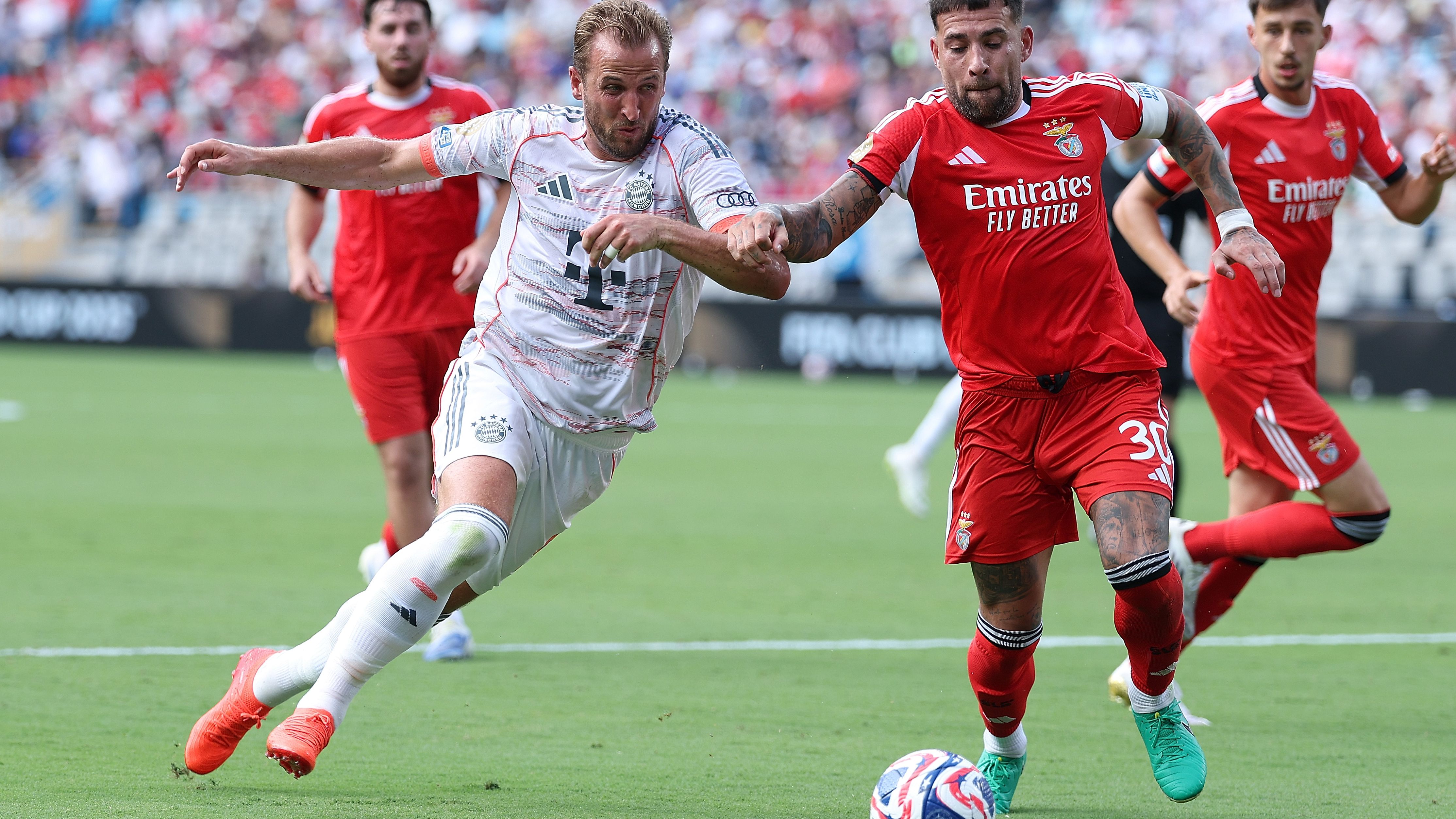 SL Benfica v FC Bayern München: Group C - FIFA Club World Cup 2025