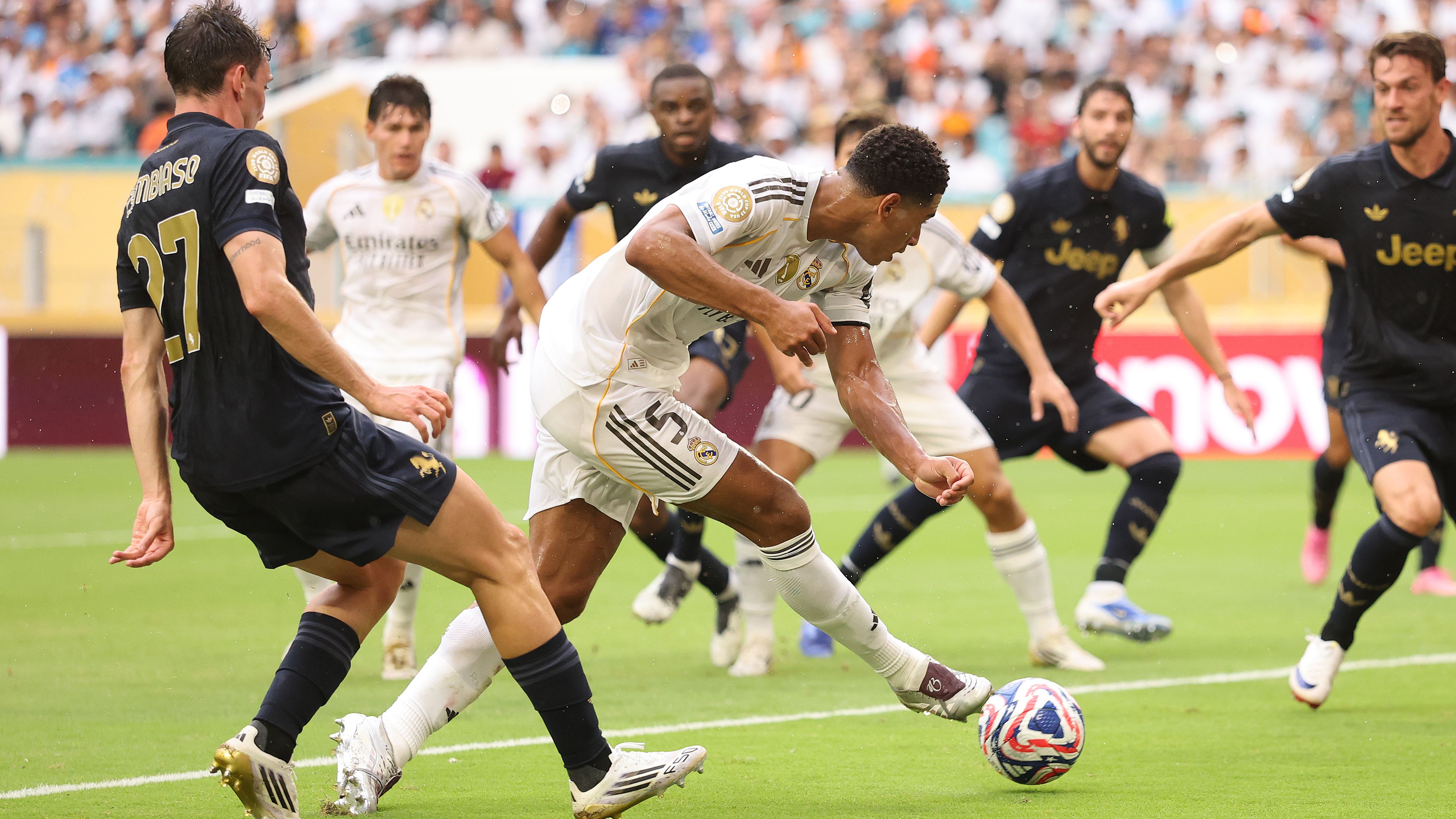 Real Madrid vs Juventus - Allianz Stadium