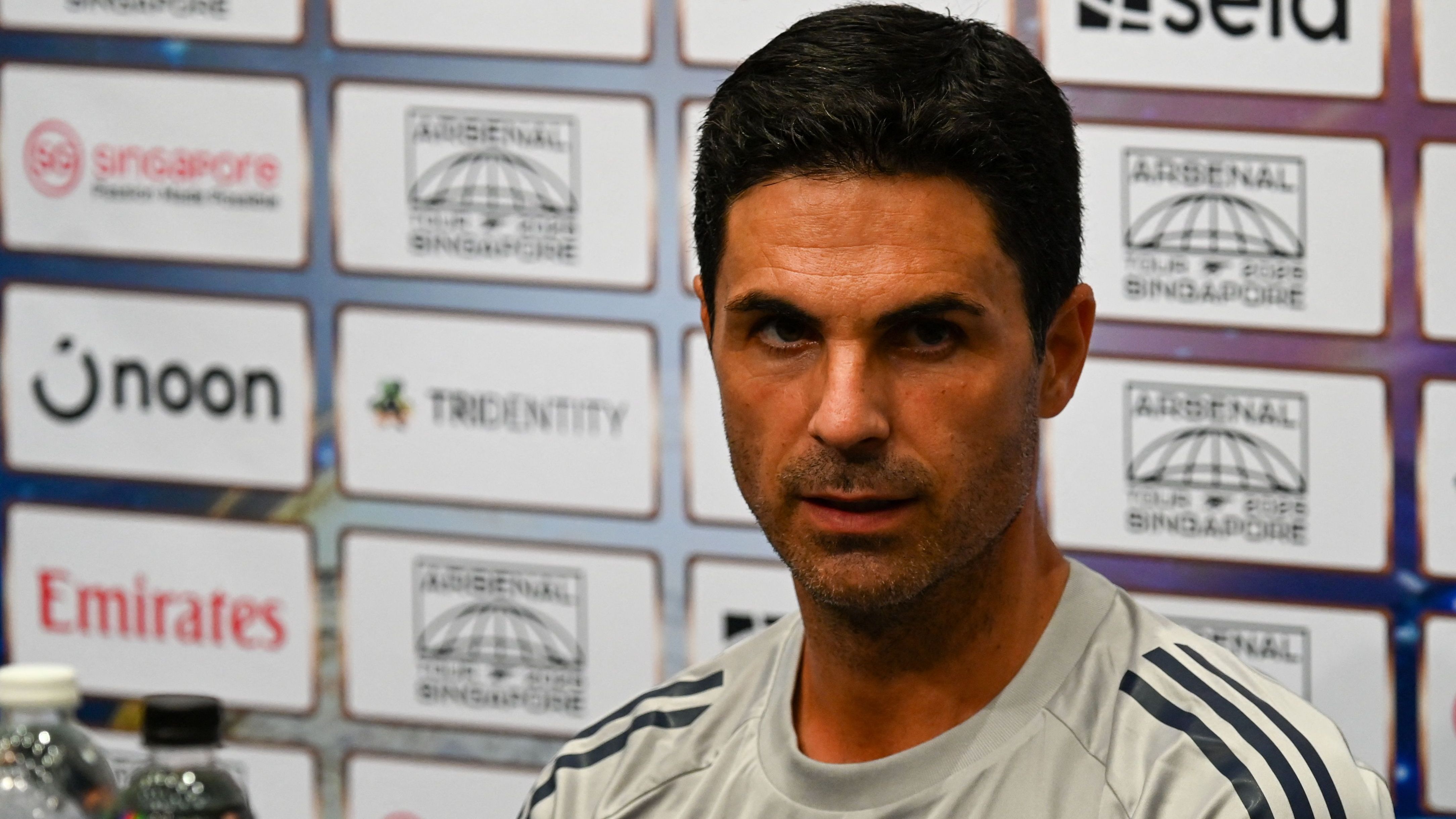 FBL-SIN-ENG-ITA-ARSENAL-NEWCASTLE