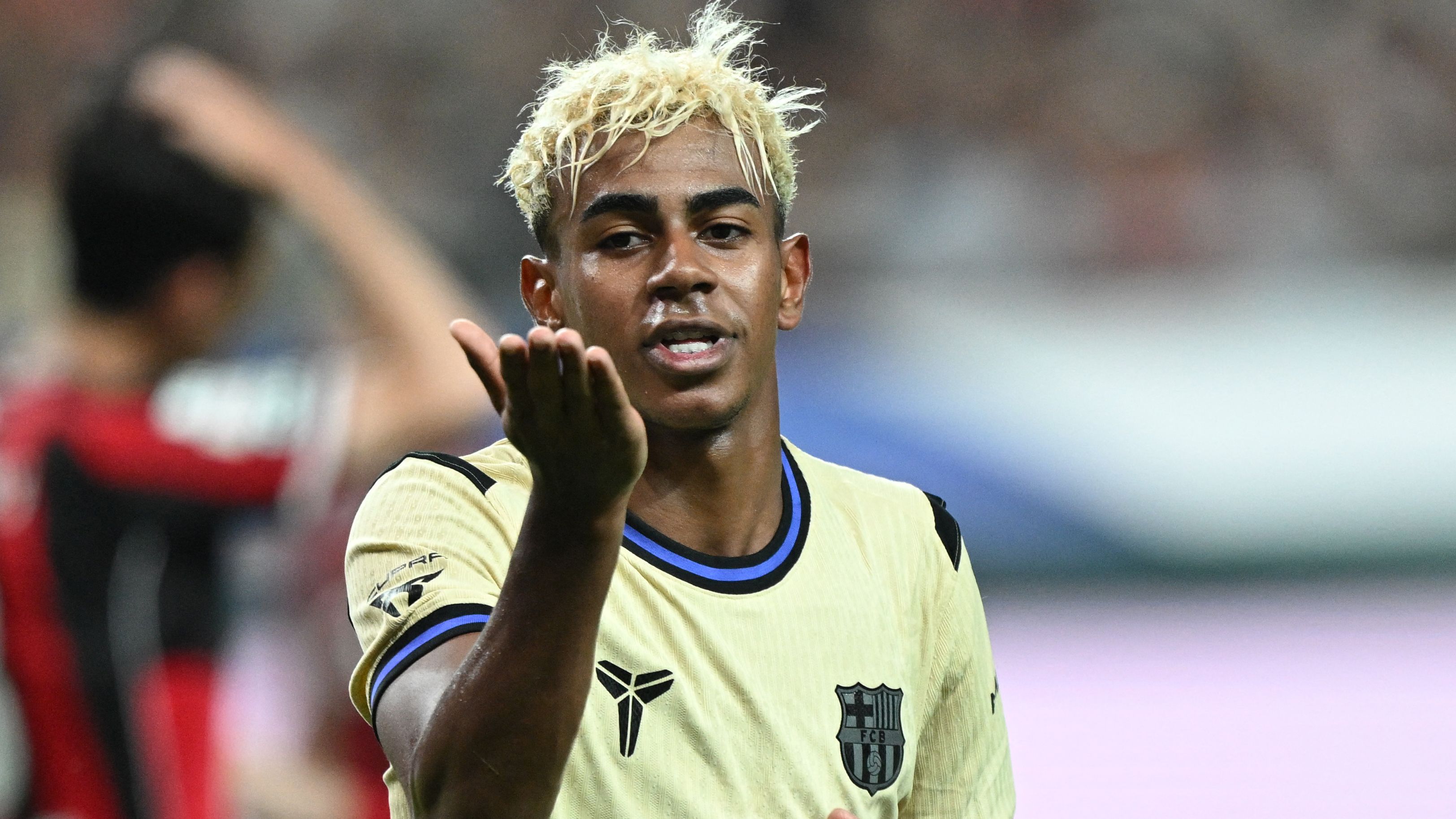 FBL-KOR-ESP-BARCELONA-SEOUL