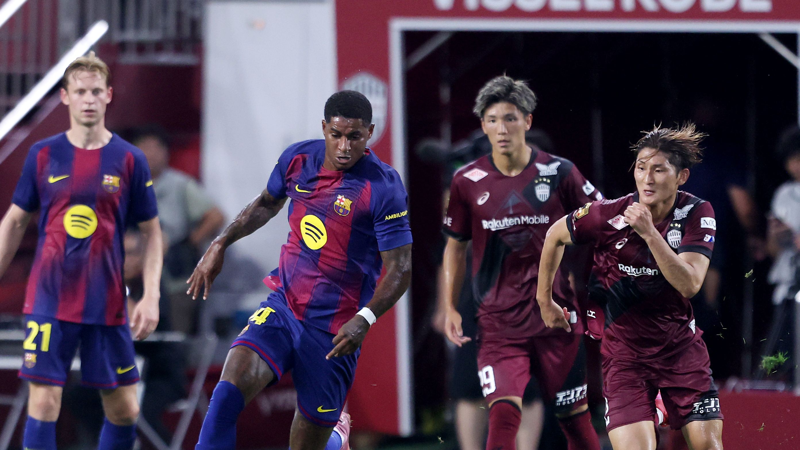 Vissel Kobe v FC Barcelona - Preseason Friendly